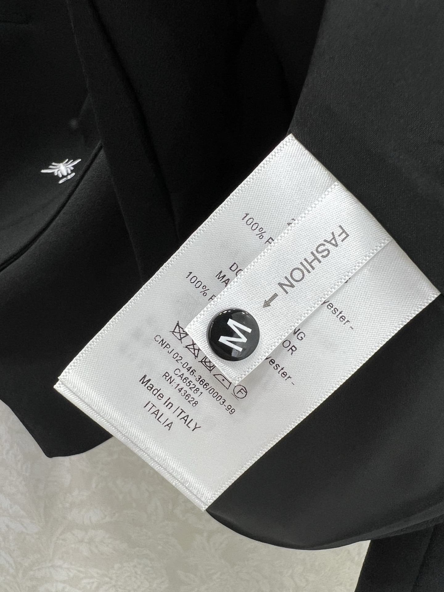 🔥🔥DIO* 25新款翻领单排扣西装外套 日常通勤的搭配 气质翻领修身 定制五角星五金 前口袋设计 经典