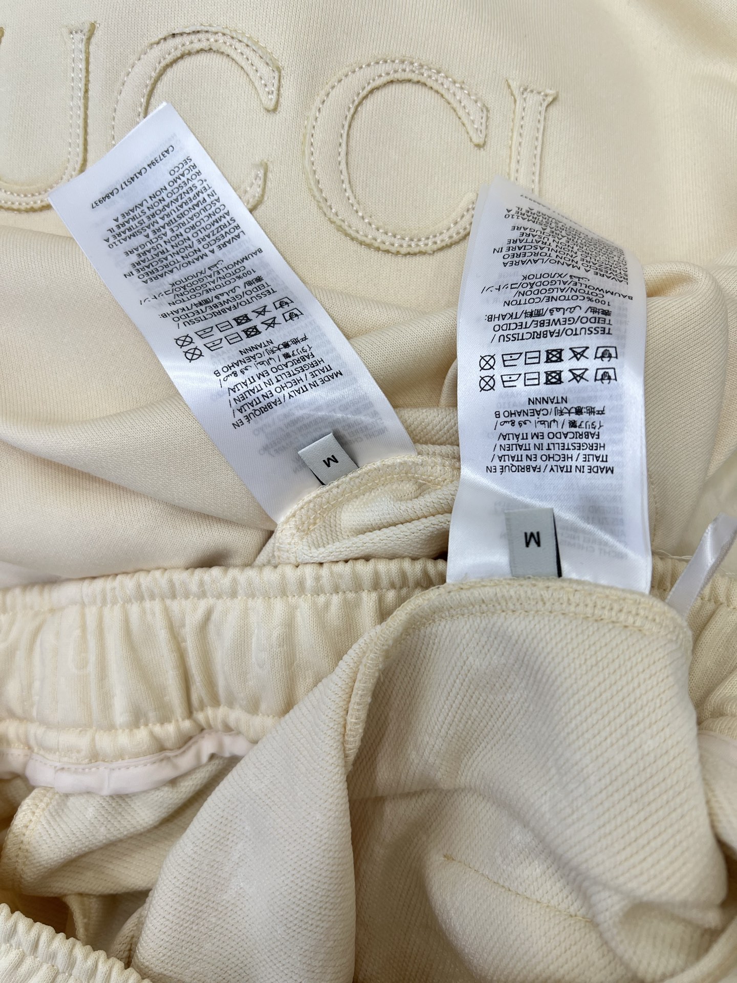 🔥🔥 GUCC*25新款休闲运动套装 整套出售 圆领长袖套头➕阔腿长裤的组合  上衣裤子均以双G老花lo