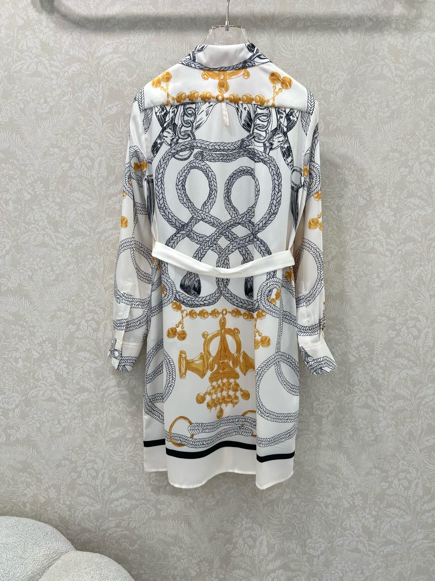 🔥🔥HERME* 25新款Brides Gala en Fleurs定位印花翻领衬衣长袖连衣裙 仿斜纹丝