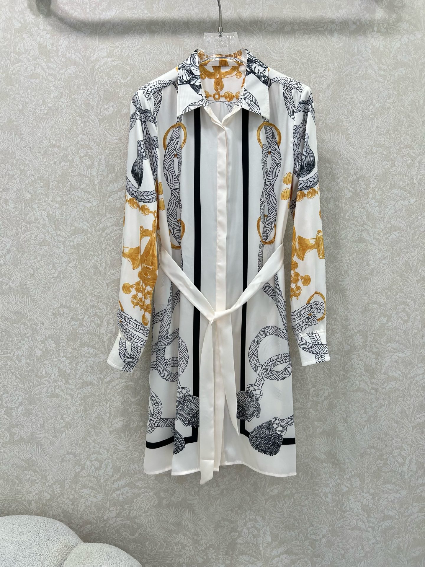 🔥🔥HERME* 25新款Brides Gala en Fleurs定位印花翻领衬衣长袖连衣裙 仿斜纹丝