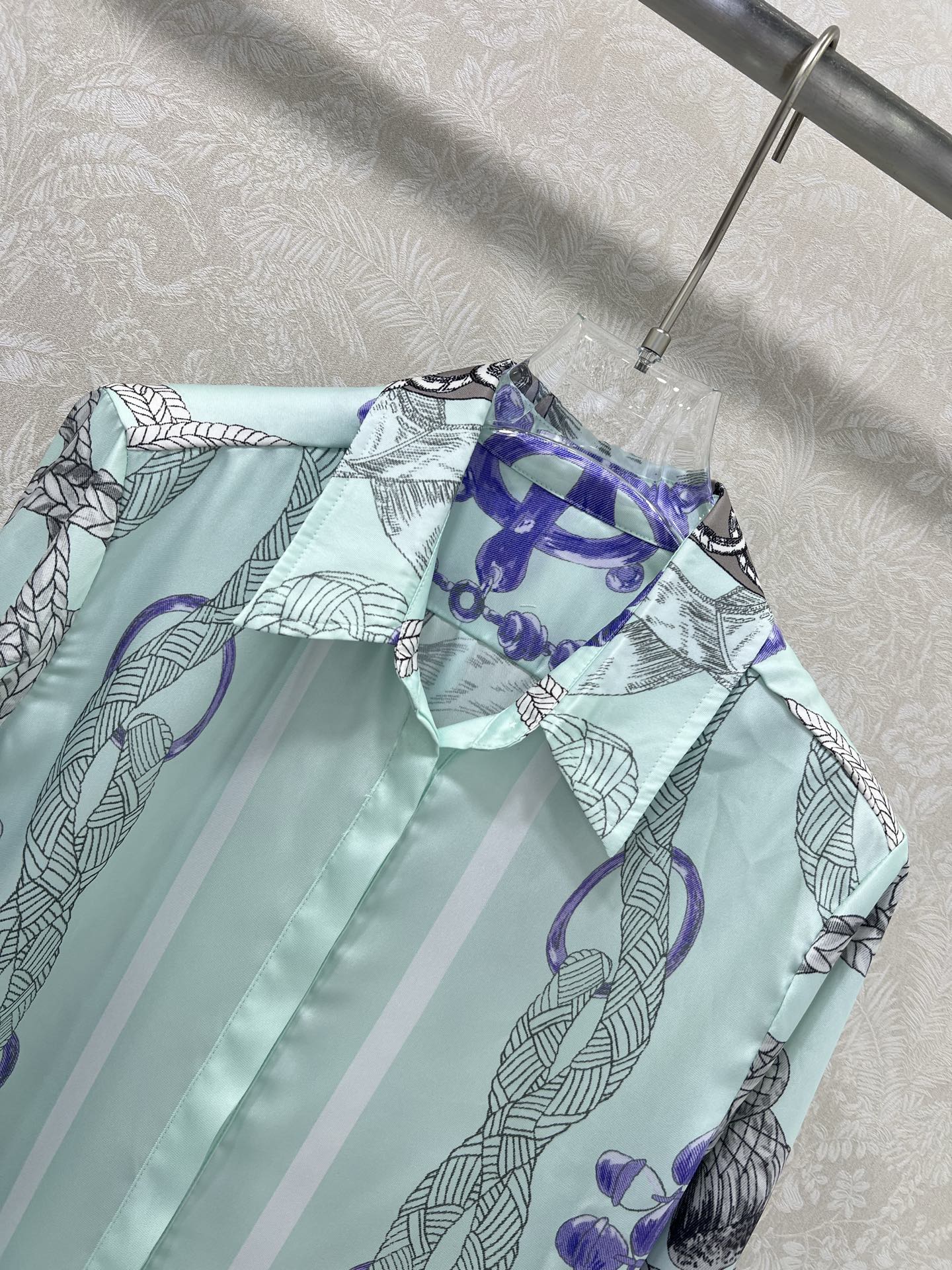 🔥🔥HERME* 25新款Brides Gala en Fleurs定位印花翻领衬衣长袖连衣裙 仿斜纹丝