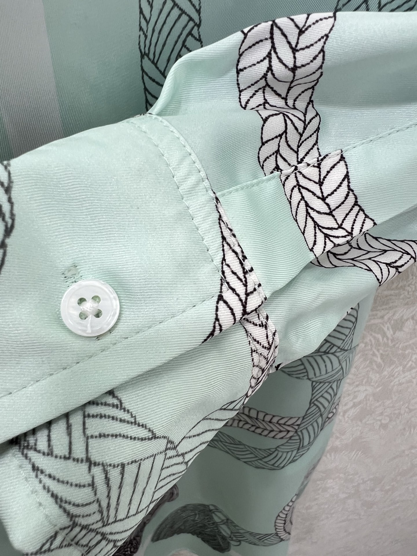 🔥🔥HERME* 25新款Brides Gala en Fleurs定位印花翻领衬衣长袖连衣裙 仿斜纹丝