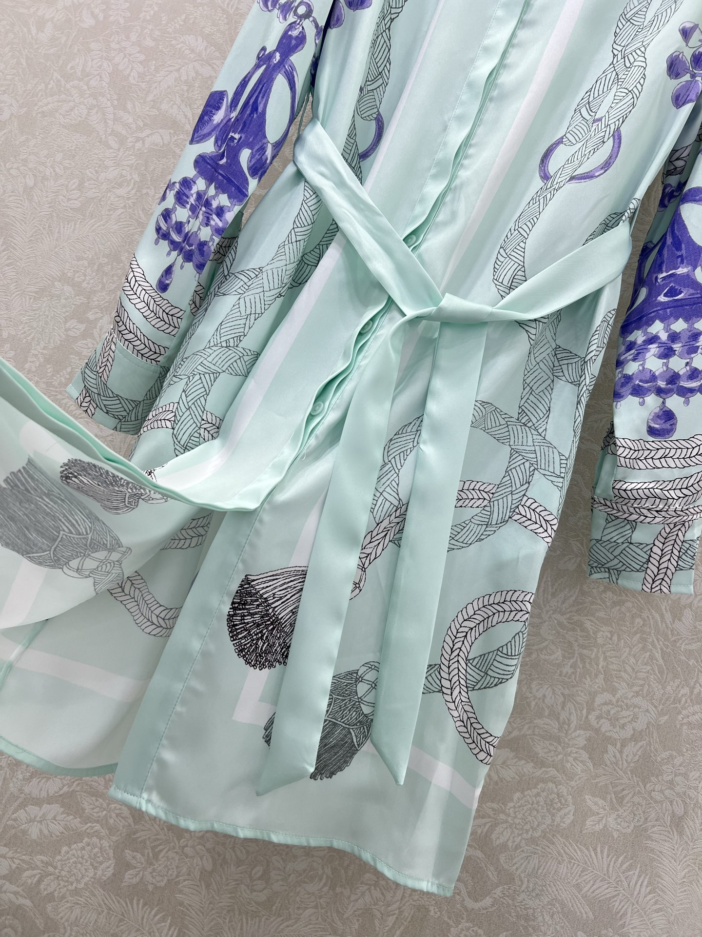 🔥🔥HERME* 25新款Brides Gala en Fleurs定位印花翻领衬衣长袖连衣裙 仿斜纹丝