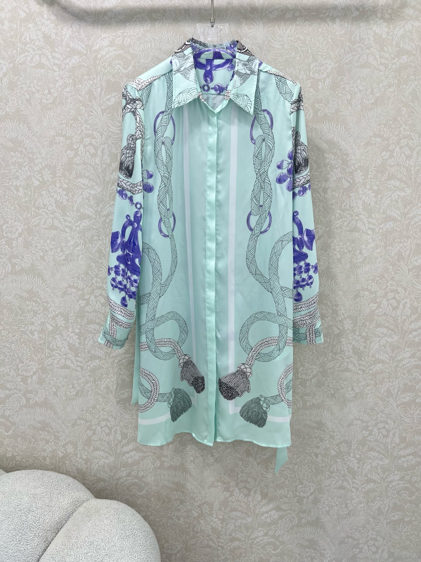 🔥🔥HERME* 25新款Brides Gala en Fleurs定位印花翻领衬衣长袖连衣裙 仿斜纹丝