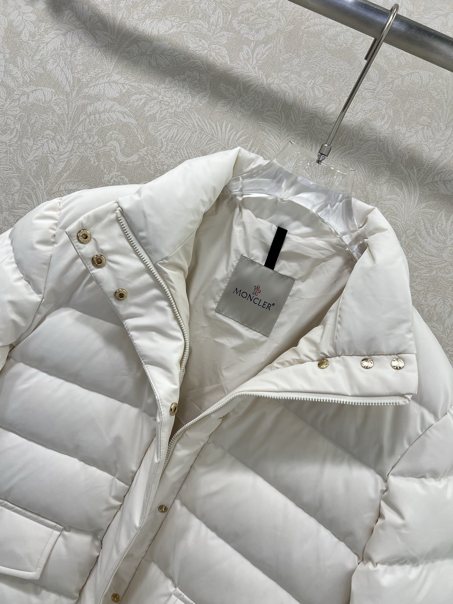 Moncl*r 25 New Bread-Flushed Suit with Dust-Proof Bag, Long-Sleeved, Short-Sleeved, Front Pocket Design - 图片 2