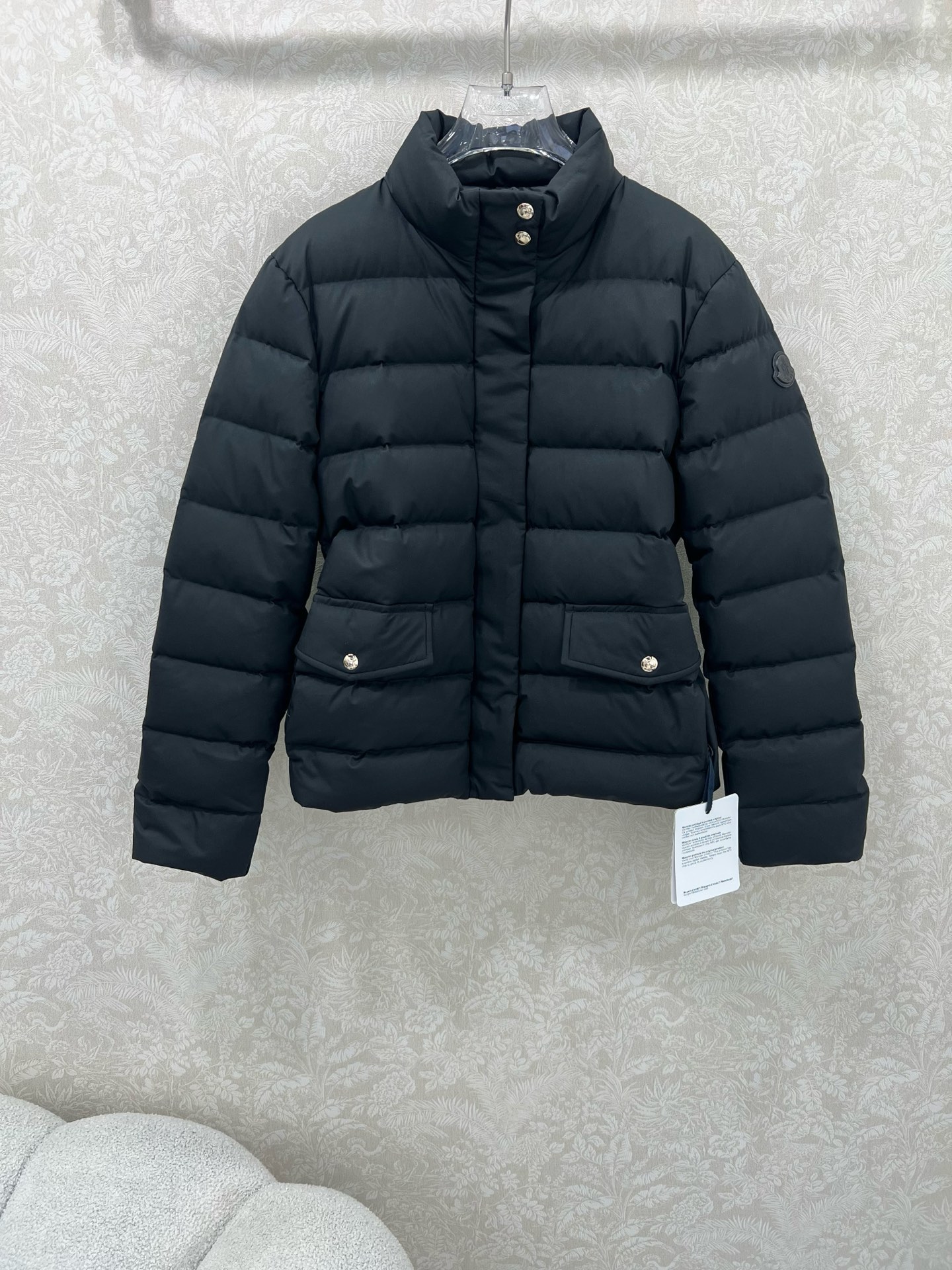 “Moncl*r Girl’s Dust-Proof Bag Suit with Front Pocket and Classic Sleeve Design in 25 Colors”