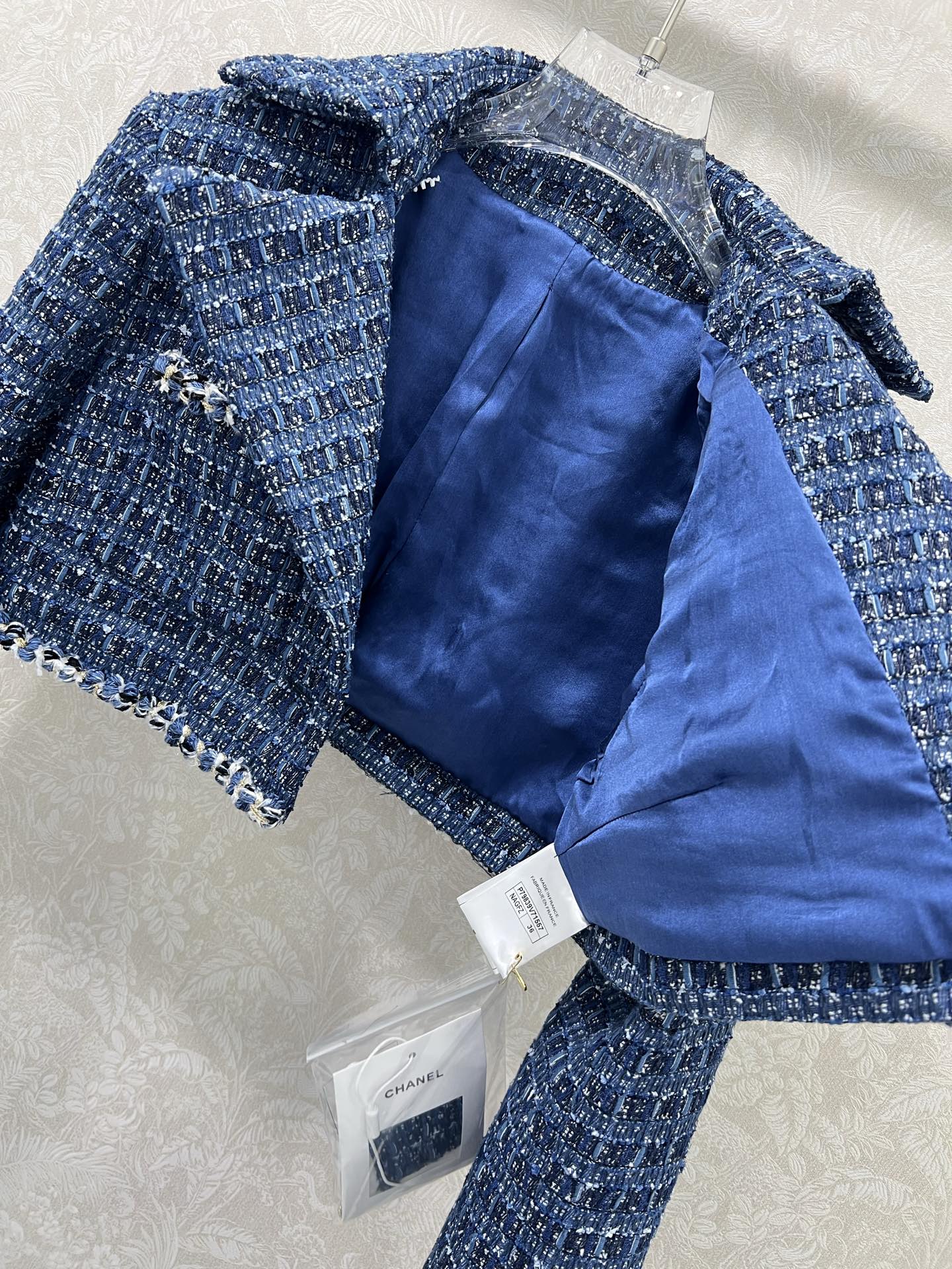 🔥🔥Chan*l 25新款宝石蓝💙重工短款洋装外套 高版本 内衬真丝版本‼️ 定制编织粗纺面料 质感高级