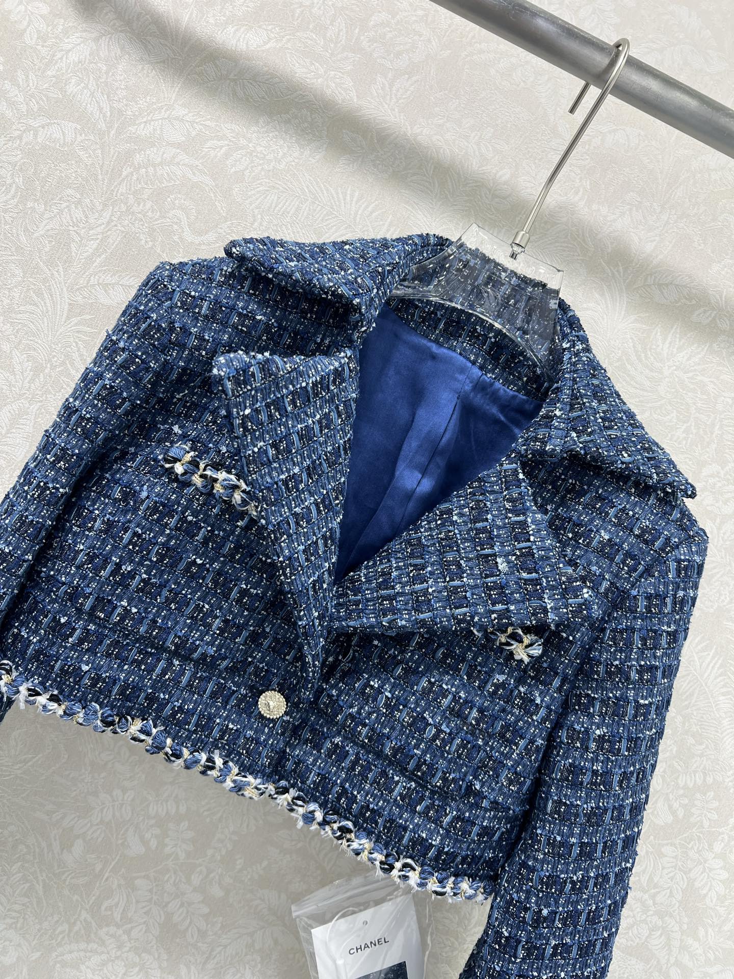 🔥🔥Chan*l 25新款宝石蓝💙重工短款洋装外套 高版本 内衬真丝版本‼️ 定制编织粗纺面料 质感高级