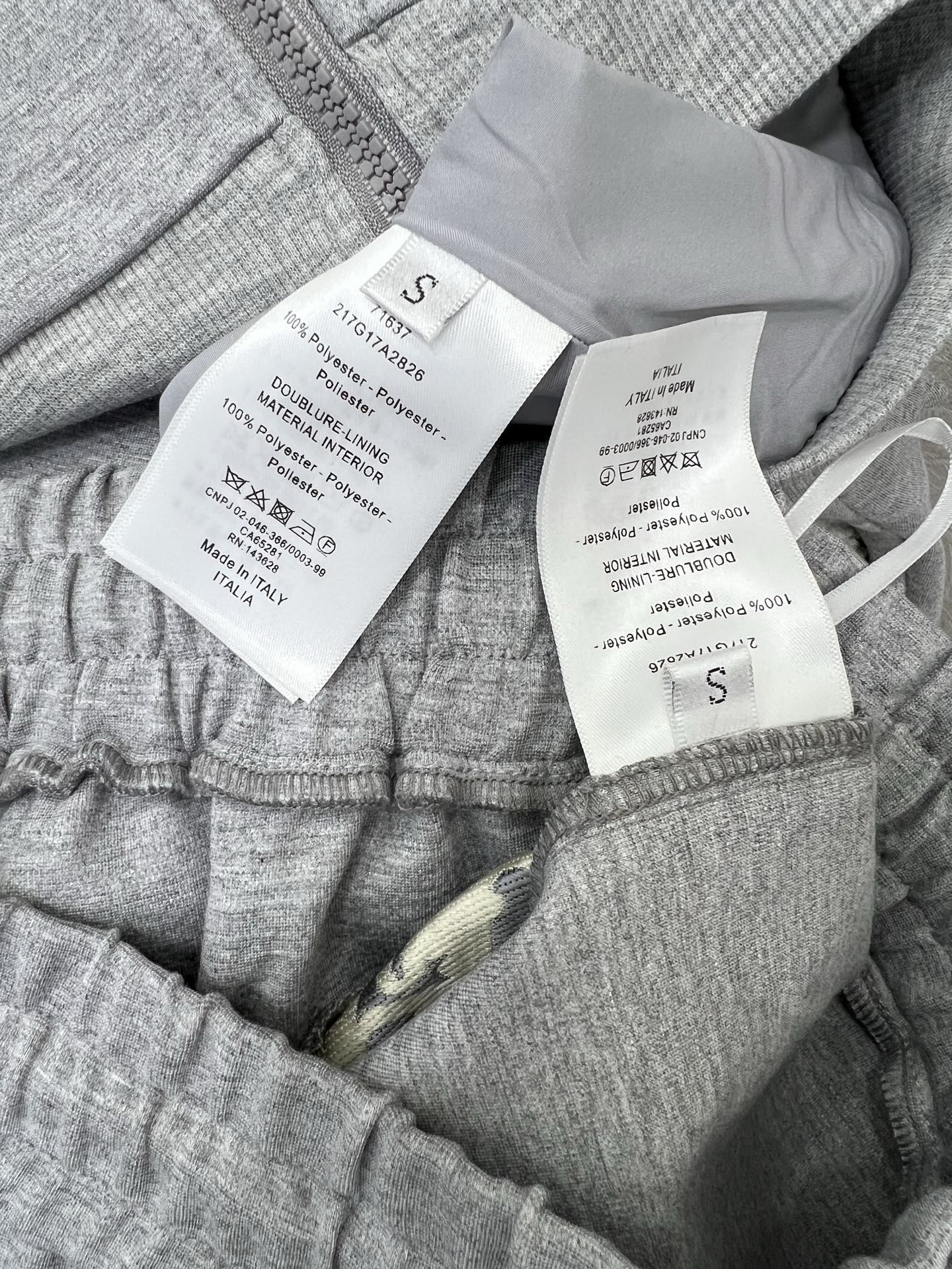 🔥🔥 DIO*25新款提花套装  整套出售 连帽外套➕小直筒长裤的组合  外套裤子均拼接提花logo面料