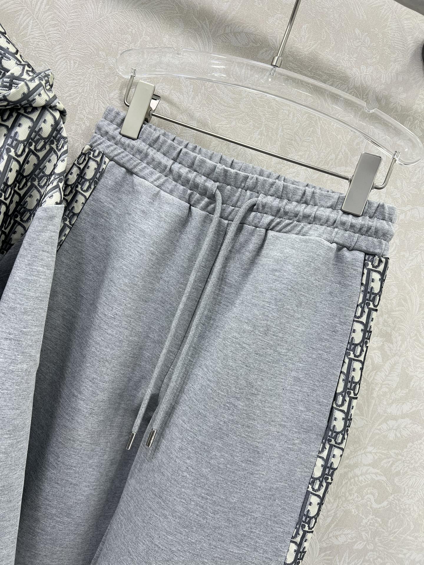 🔥🔥 DIO*25新款提花套装  整套出售 连帽外套➕小直筒长裤的组合  外套裤子均拼接提花logo面料