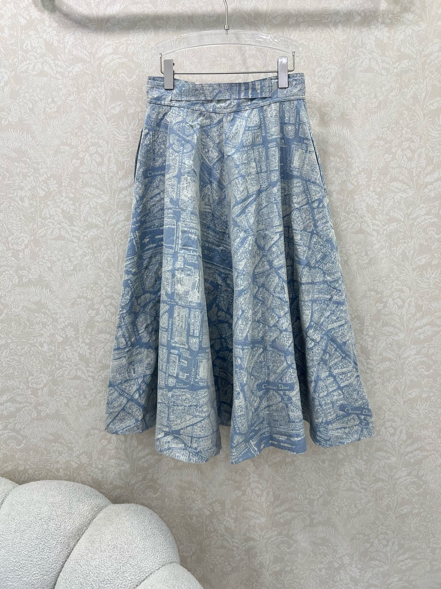 🔥🔥DIO*25新款提花大摆半裙 定制单排扣腰头隐藏腰带腰带设计 粉色🩷款通体满印丛林动物图案  蓝色🩵