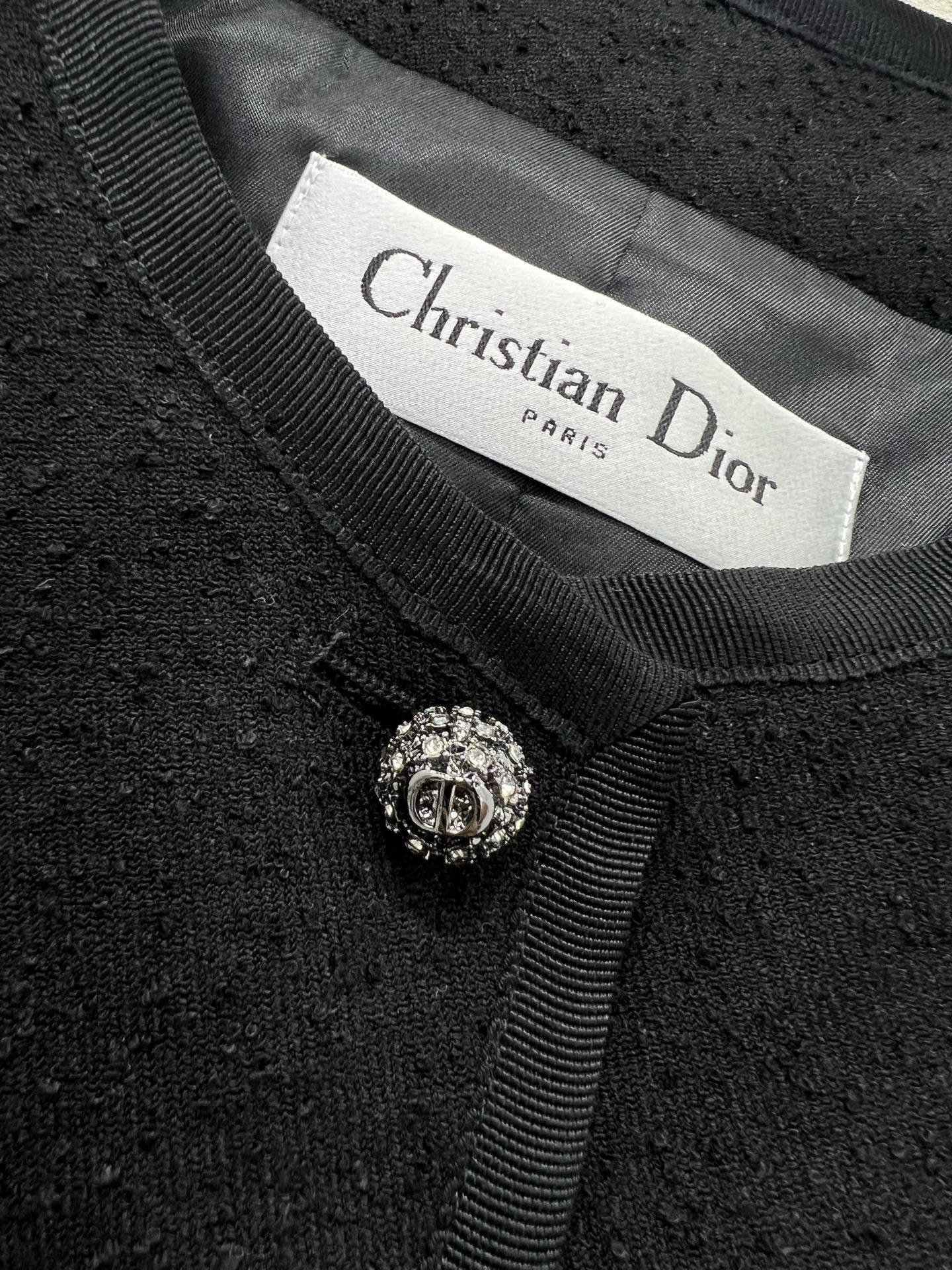 🔥🔥Dio*25新款圆领洋装外套  定制YB进口粗纺毛呢材质  高级品相  正肩垫肩版型设计贴合身形  