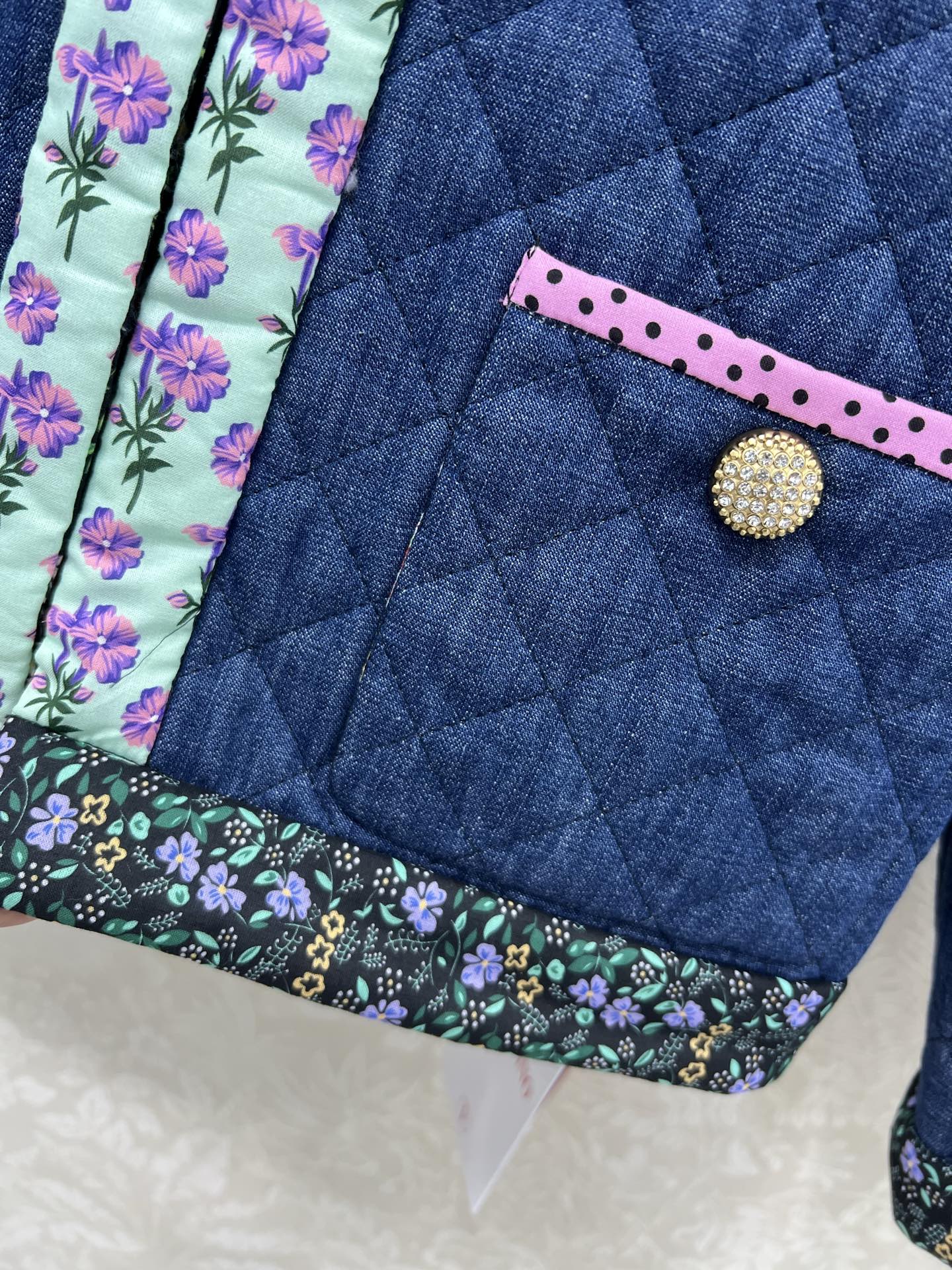 🔥🔥Valentin*25新款九分袖牛仔夹棉棉衣外套 别具一格的撞色设计 整体牛仔拼接印花领口袖口 定制