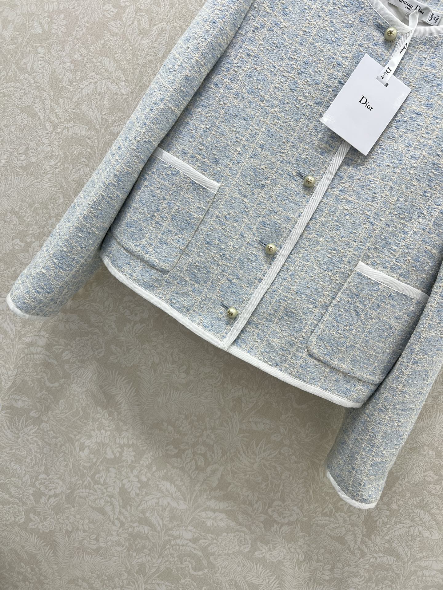 🔥🔥Dio*25新款藤格纹圆领洋装外套  马卡龙配色出货啦！绝美的藕粉跟浅蓝色 🩷🩵定制YB进口粗纺毛呢