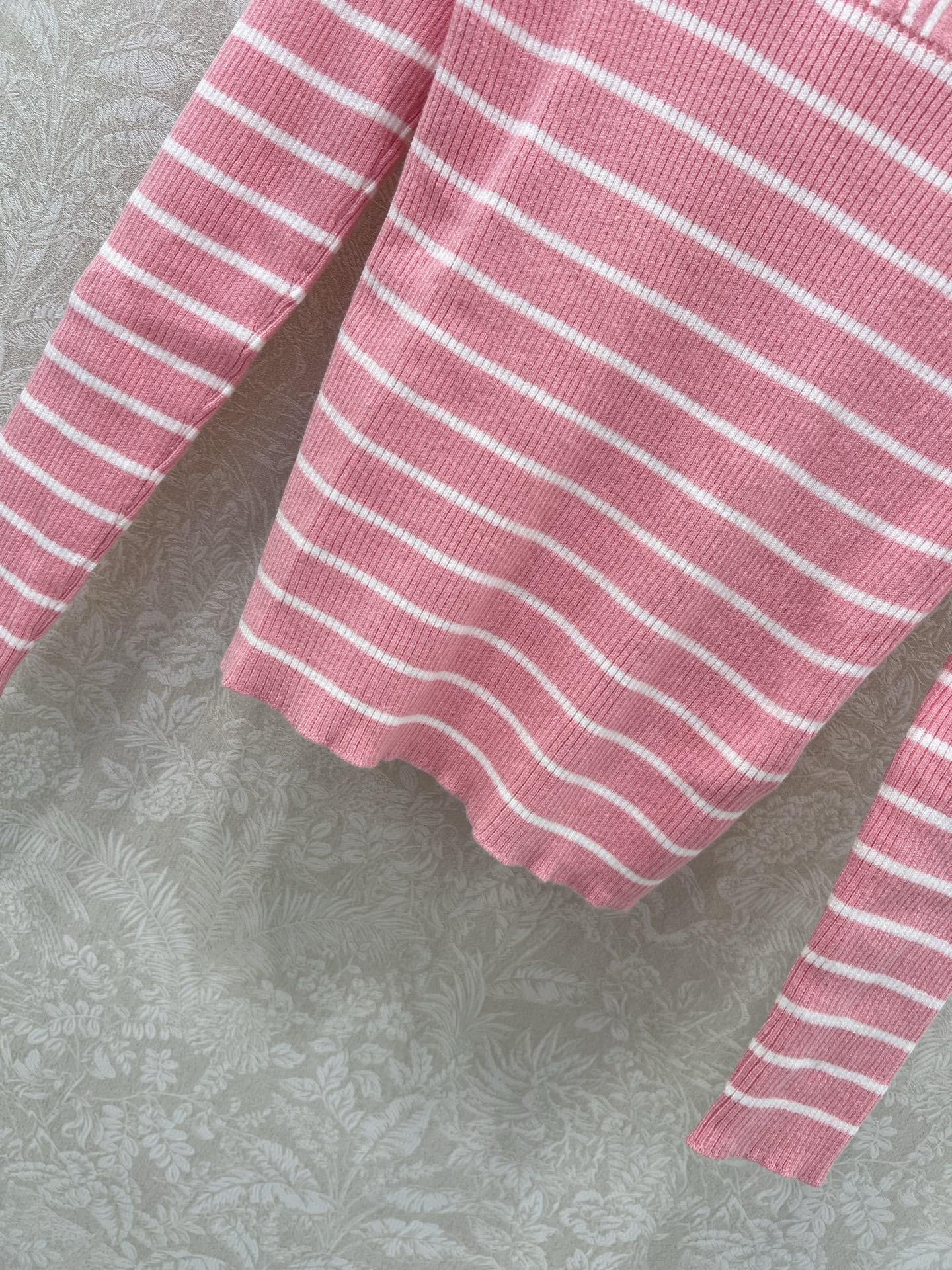 🔥🔥 DIO*迪/奥 25新品！海军风条纹针织长袖上衣，条纹撞色超级显白的色调！经典版型上身巨显瘦！原版