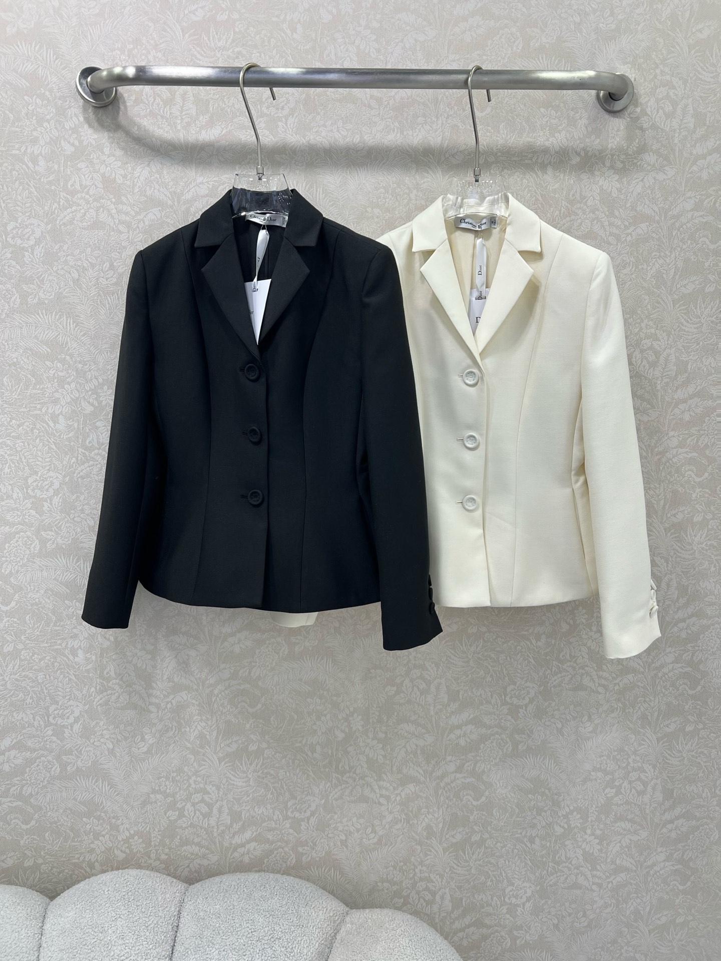 🔥🔥Dio* 25Fw早秋新款 精纺羊毛翻领收腰廓形经典西装外套 独家高版出品！1947年推出经典款 采