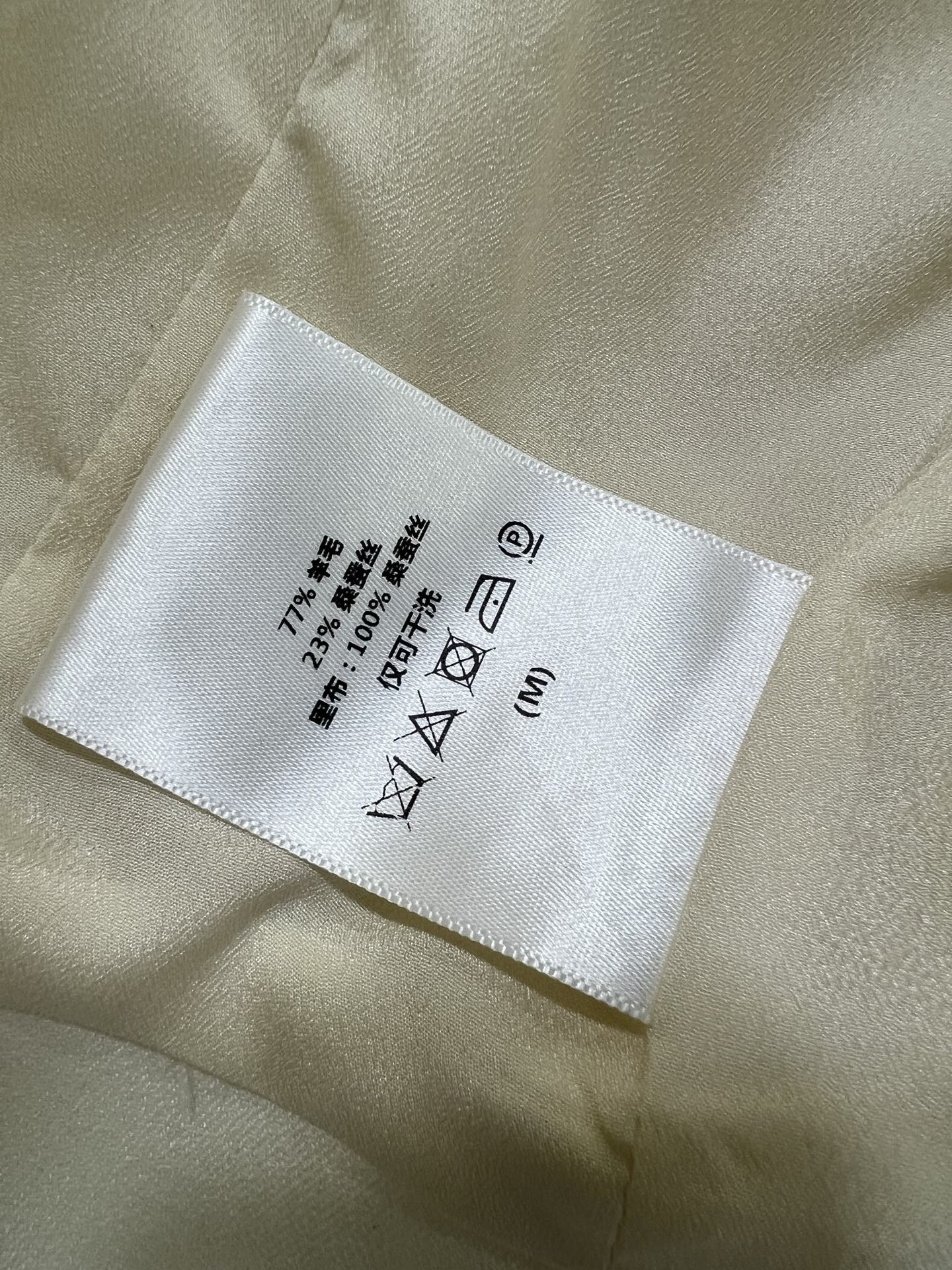 🔥🔥Dio* 25Fw早秋新款 精纺羊毛翻领收腰廓形经典西装外套 独家高版出品！1947年推出经典款 采