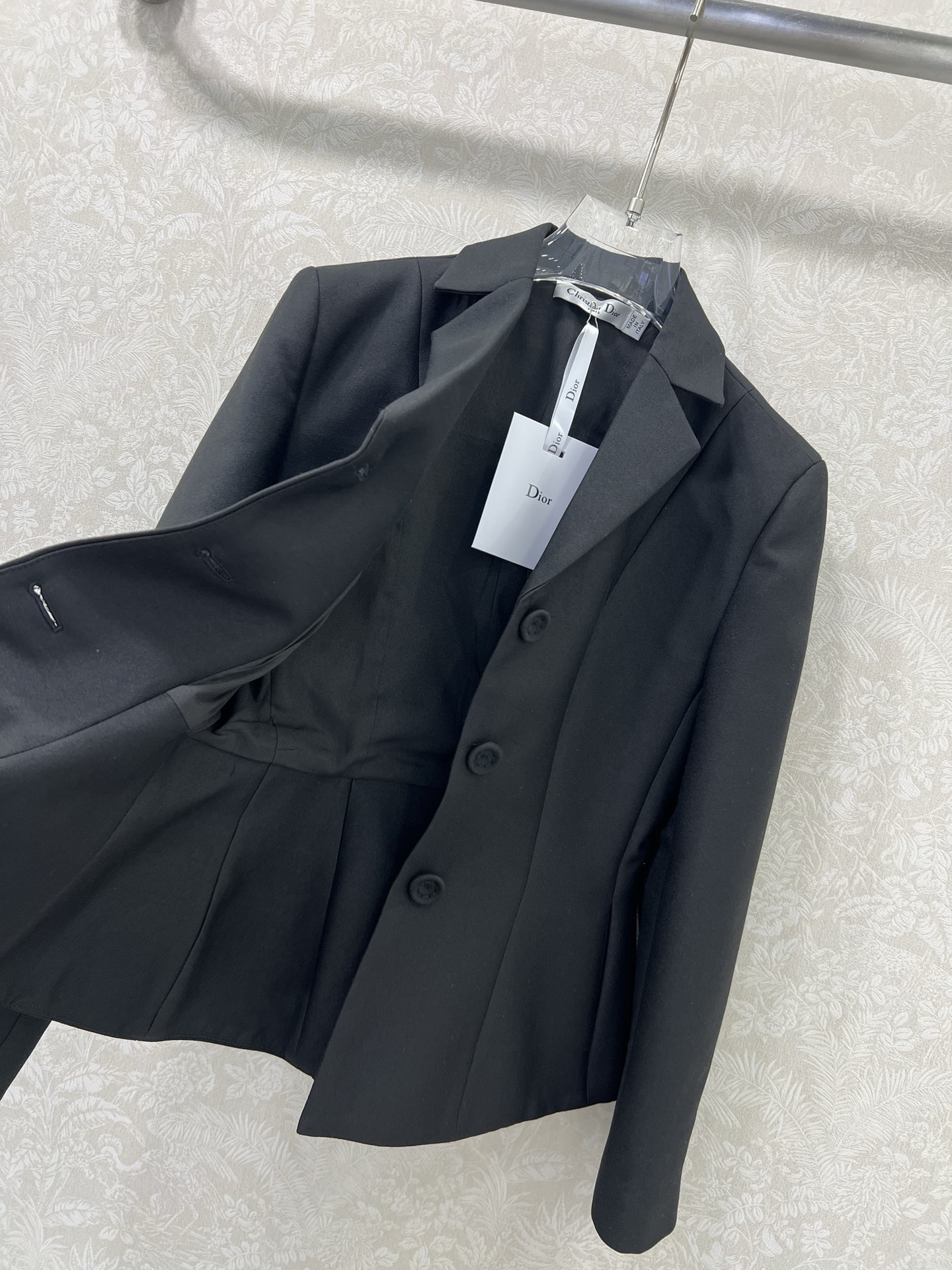 🔥🔥Dio* 25Fw早秋新款 精纺羊毛翻领收腰廓形经典西装外套 独家高版出品！1947年推出经典款 采