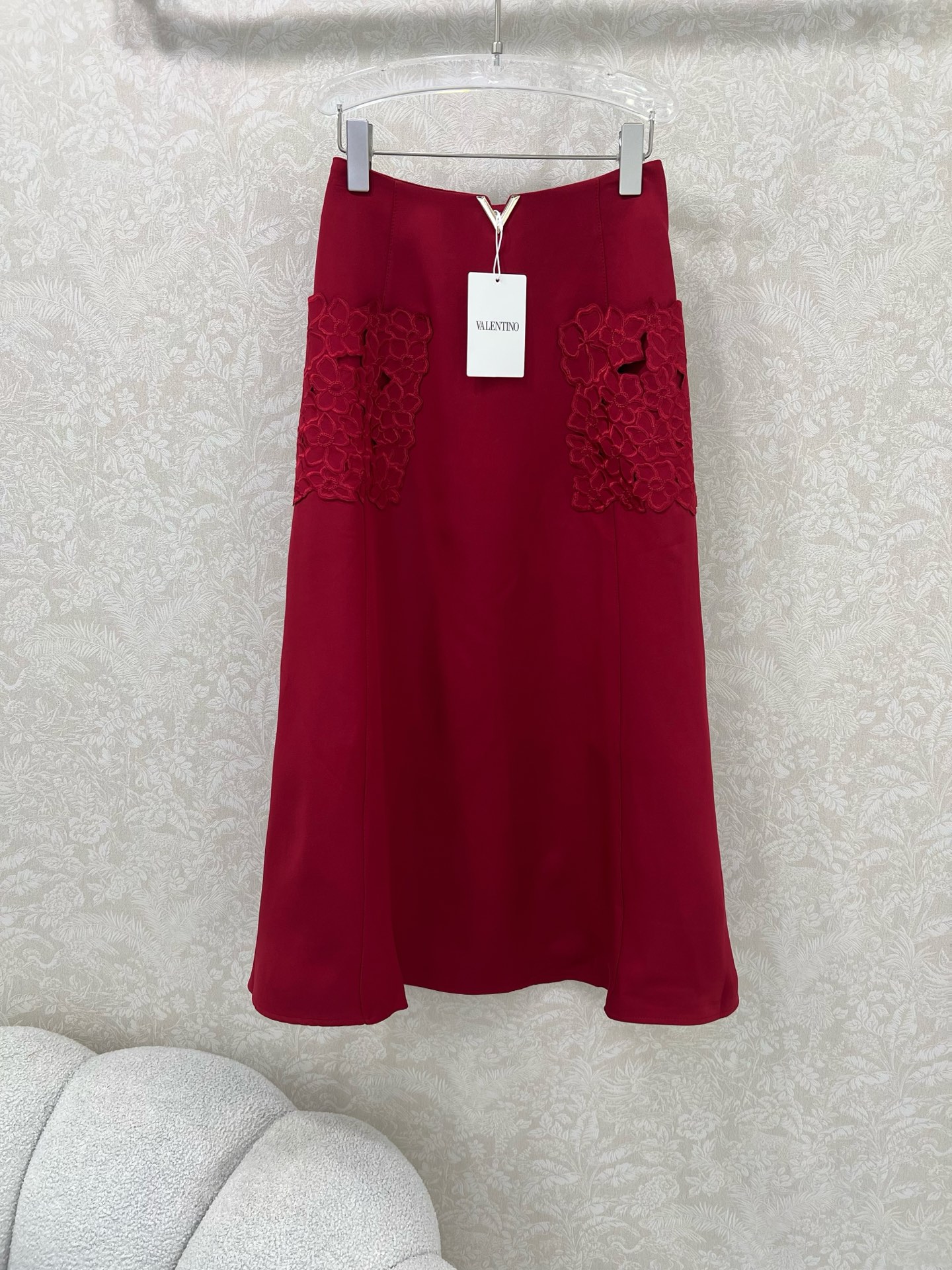 🔥🔥valentin*华伦/天奴25新款气质赫本风水溶花口袋装饰半裙 复合面料大摆半身裙  低调奢华立体