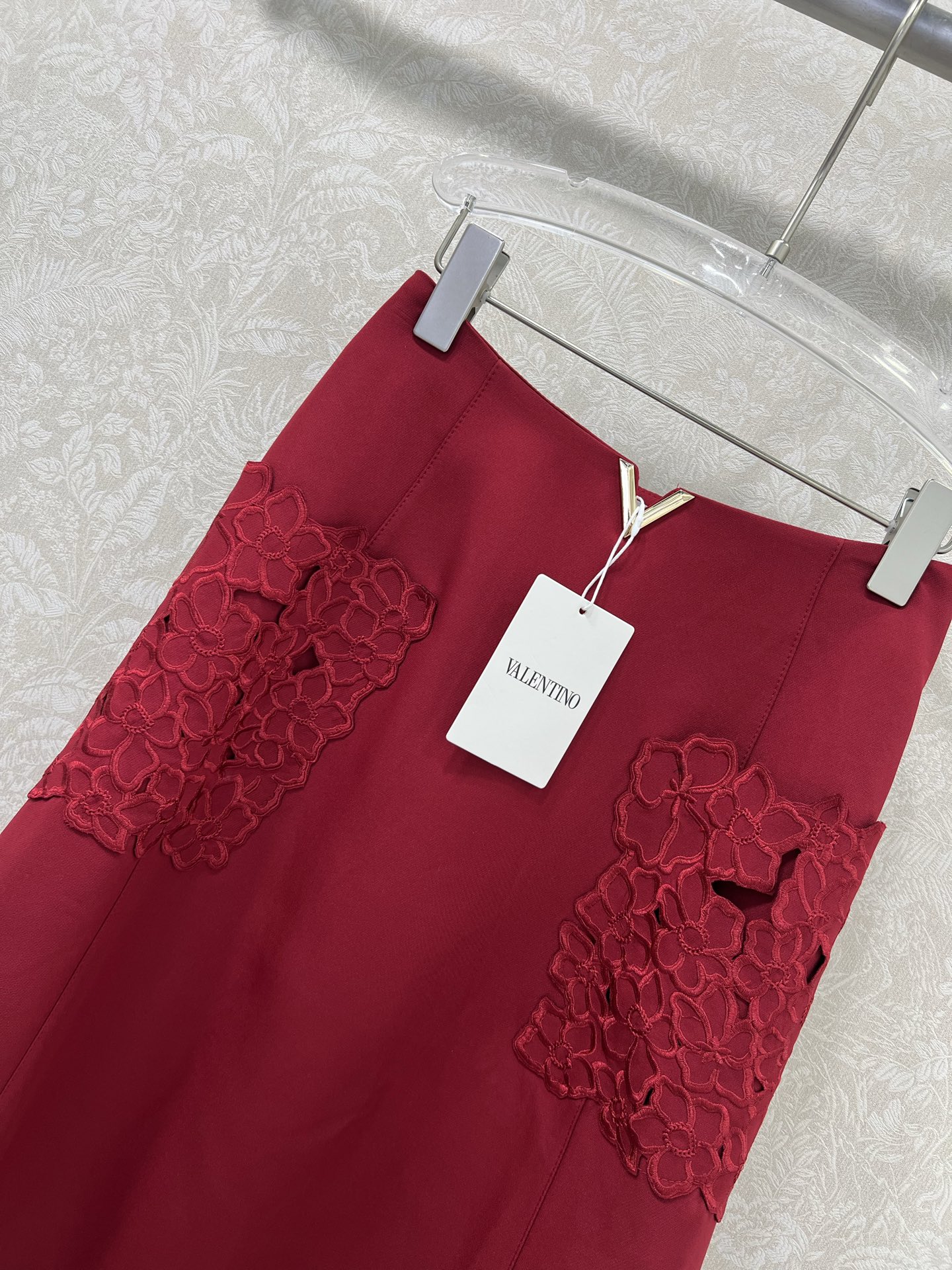 🔥🔥valentin*华伦/天奴25新款气质赫本风水溶花口袋装饰半裙 复合面料大摆半身裙  低调奢华立体