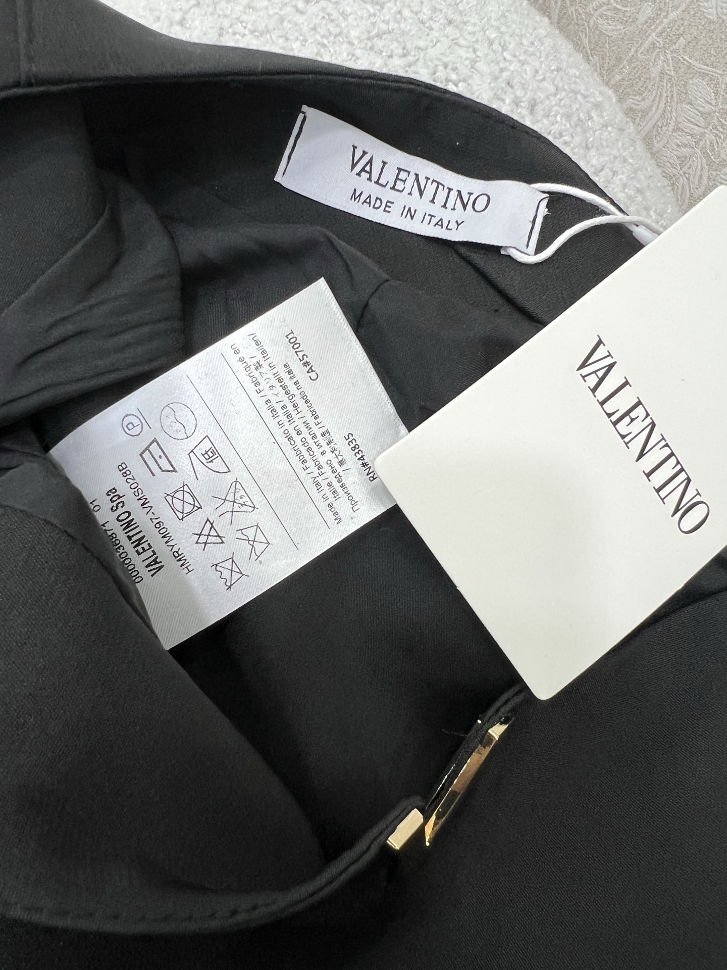 🔥🔥valentin*华伦/天奴25新款气质赫本风水溶花口袋装饰半裙 复合面料大摆半身裙  低调奢华立体