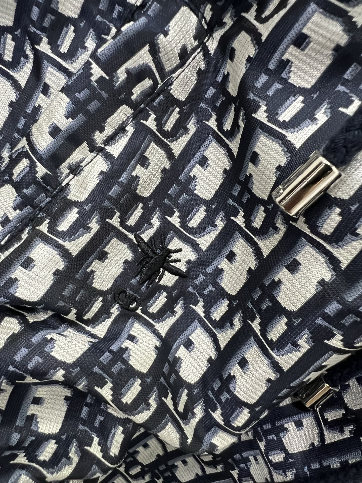 🔥🔥DIO*25新款连帽长袖连衣裙 满幅老花logo字母提花面料 胸前拉链腰部抽绳设计  定制五金 超经