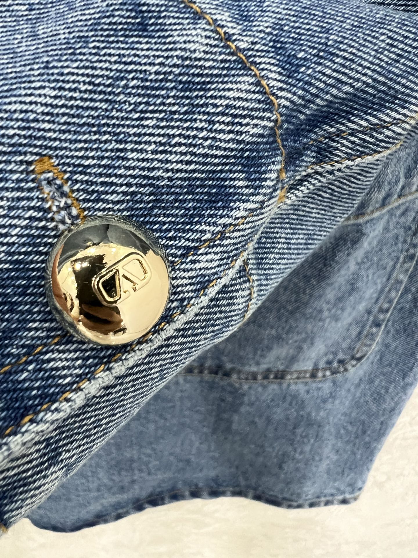 🔥🔥valentin*25新款牛仔长袖连衣裙 丹宁洗水牛仔时髦低调气质又奢华高级！翻领H版型版型百搭不挑