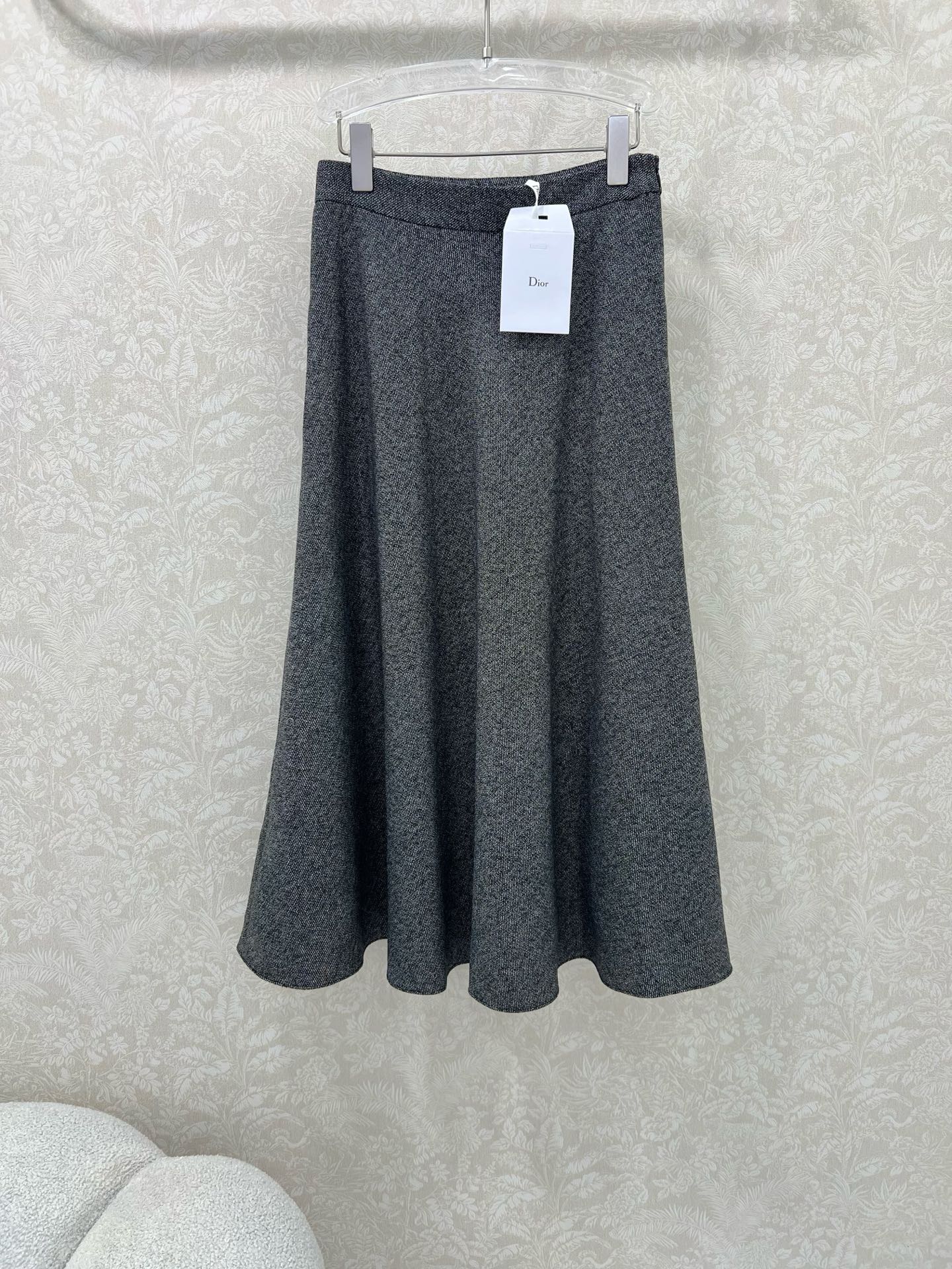 🔥🔥Dio* 25Fw早秋新款净色羊毛真丝内衬半裙 独家高版出品！百分百真丝内衬  1947年推出经典款