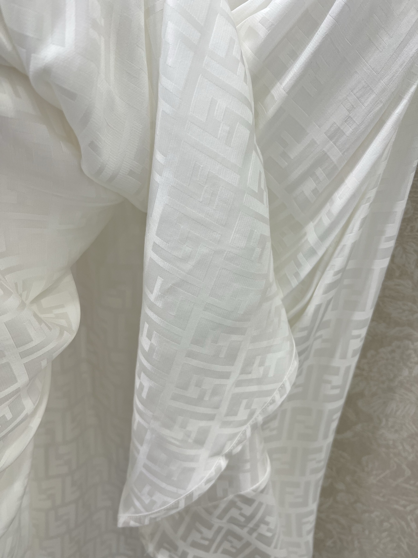 🔥🔥Fend *25新款提花暗纹半裙 定制YB进口提花材质 质感垂顺舒适 通体满印双F提花字母图案 老钱