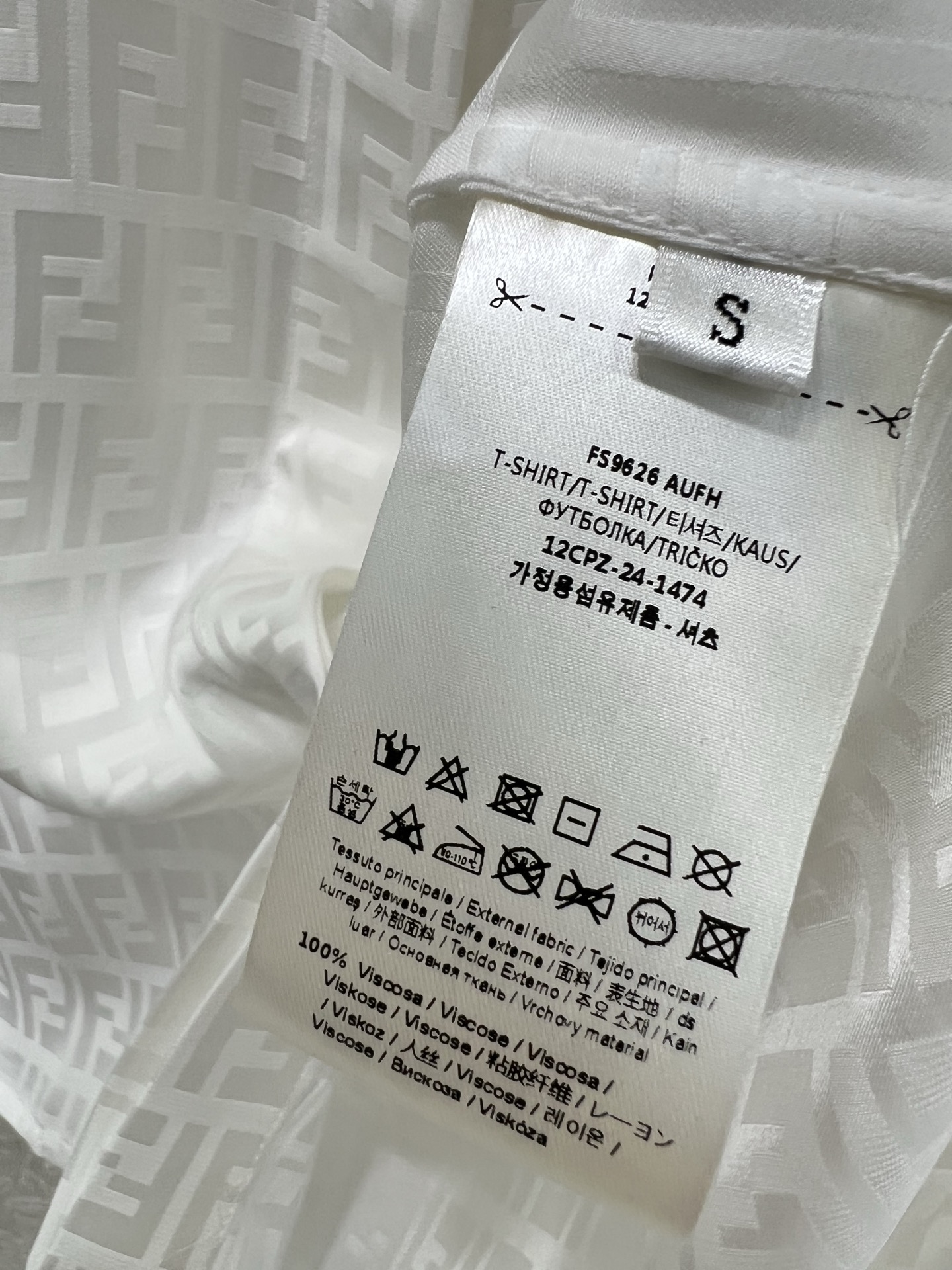 🔥🔥FEND*25新款复古翻领提花暗纹衬衣 定制YB进口双F提花面料 整体净色超级高档 舒适垂感有型  