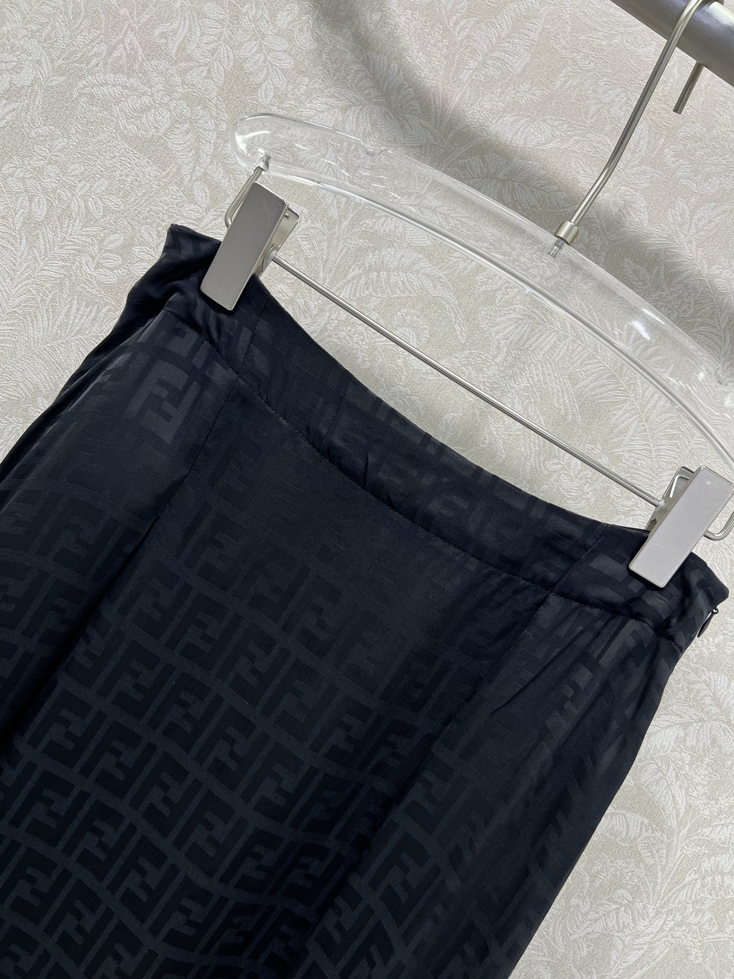 🔥🔥Fend *25新款提花暗纹半裙 定制YB进口提花材质 质感垂顺舒适 通体满印双F提花字母图案 老钱