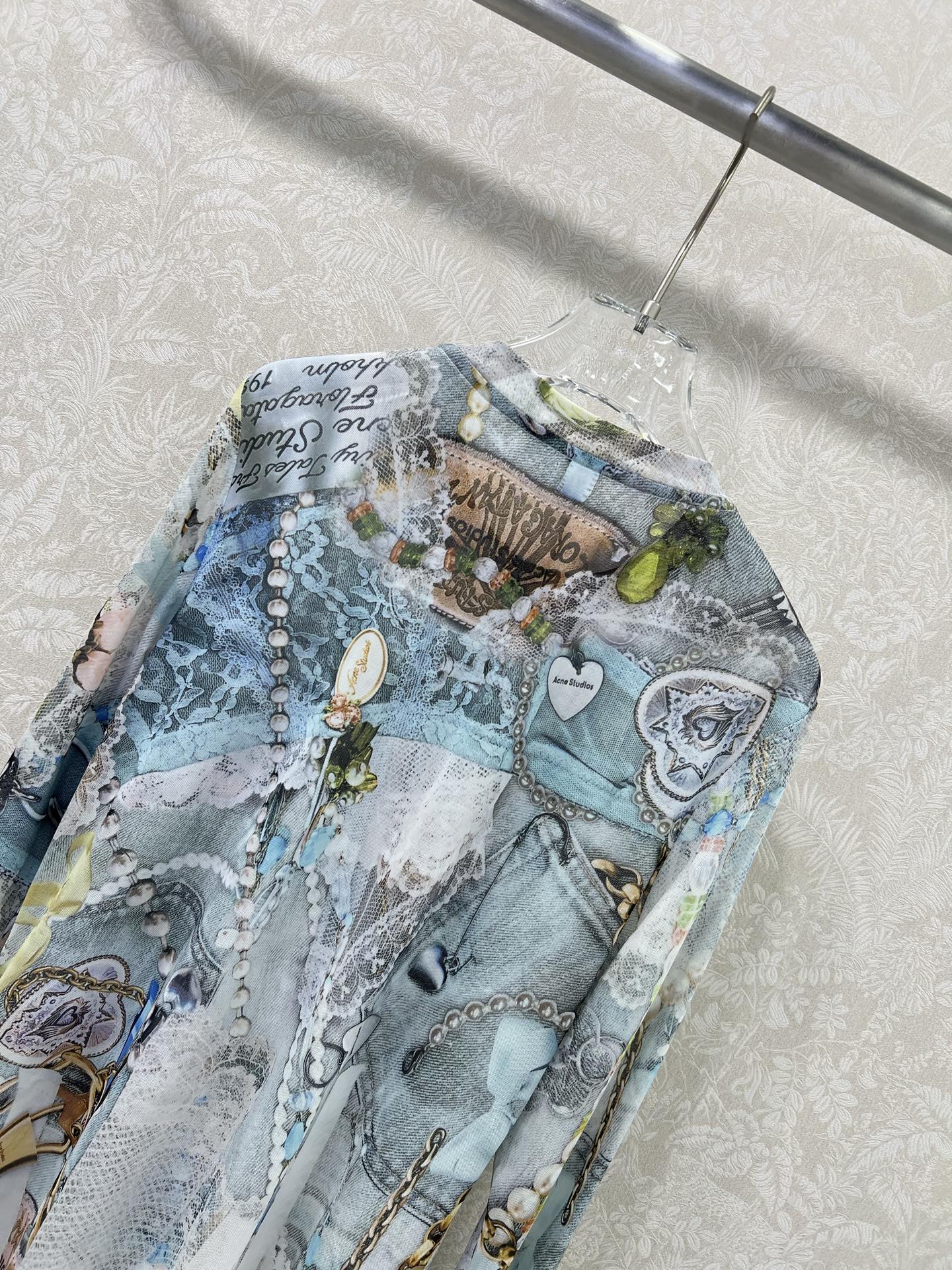 🔥🔥Acne*25新款网纱打底衫~珠宝珍珠水墨晕染logo印花  网纱面料亲肤又透气  超级轻薄 单看不