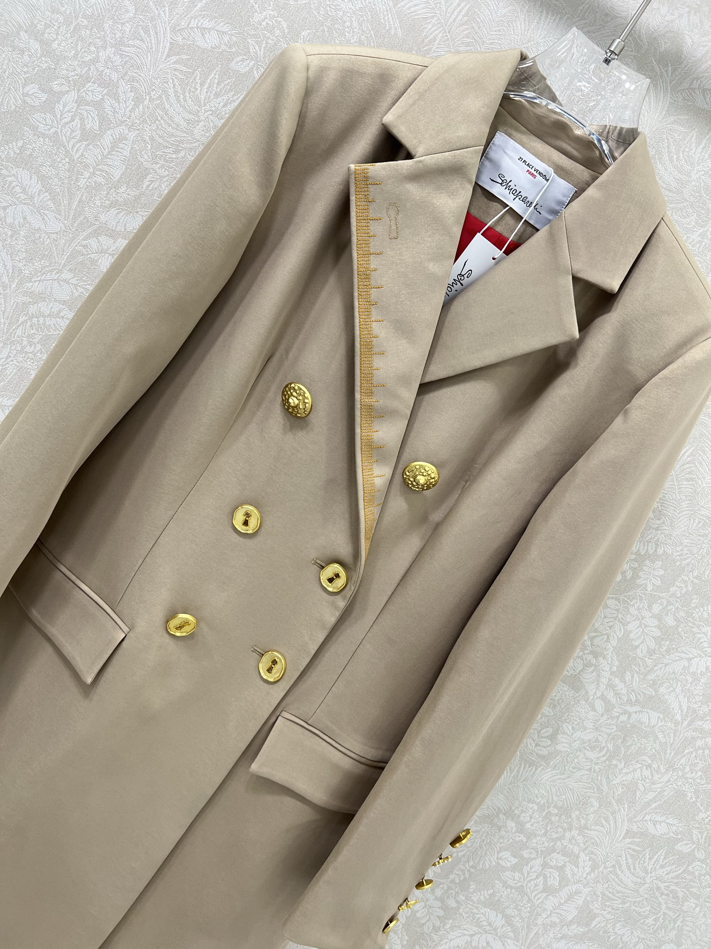 🔥🔥Sch*法国本土品牌 25新款长款大衣外套 大翻领双排扣设计 整件定制五金 衣边精美刻度金线刺绣 展