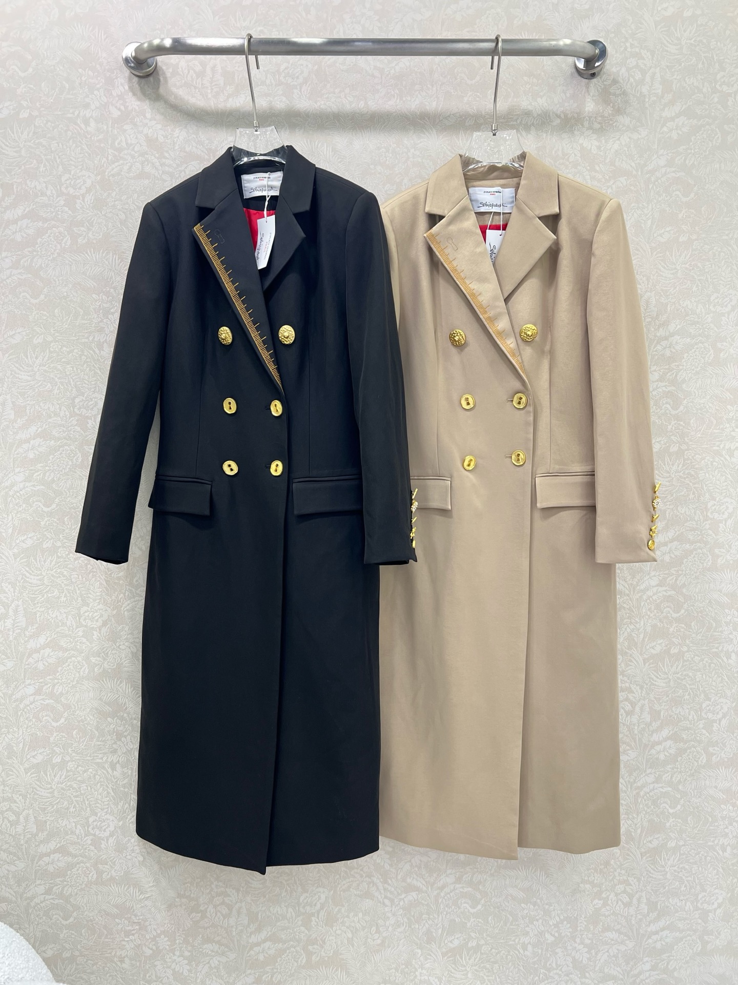 🔥🔥Sch*法国本土品牌 25新款长款大衣外套 大翻领双排扣设计 整件定制五金 衣边精美刻度金线刺绣 展