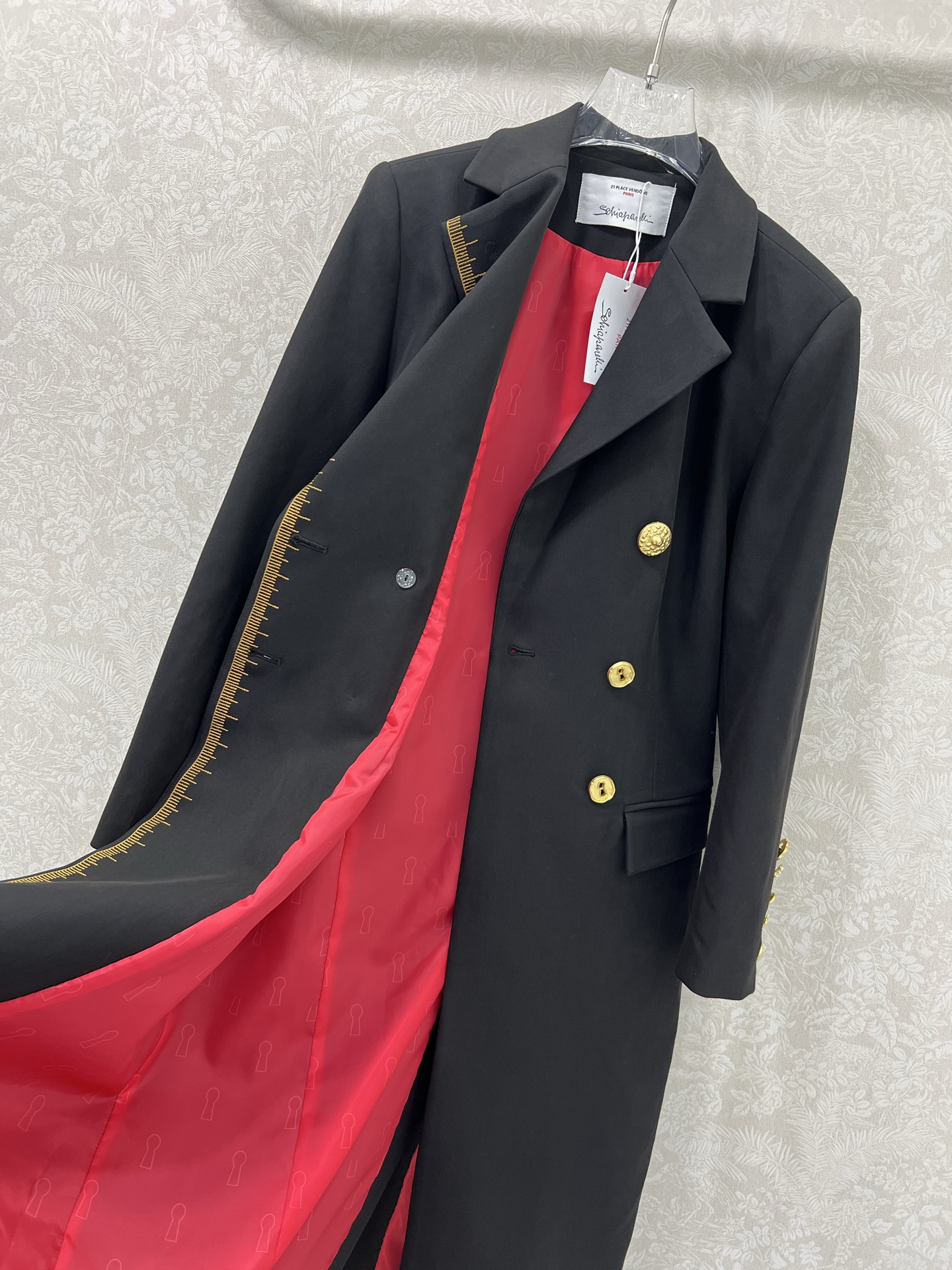 🔥🔥Sch*法国本土品牌 25新款长款大衣外套 大翻领双排扣设计 整件定制五金 衣边精美刻度金线刺绣 展