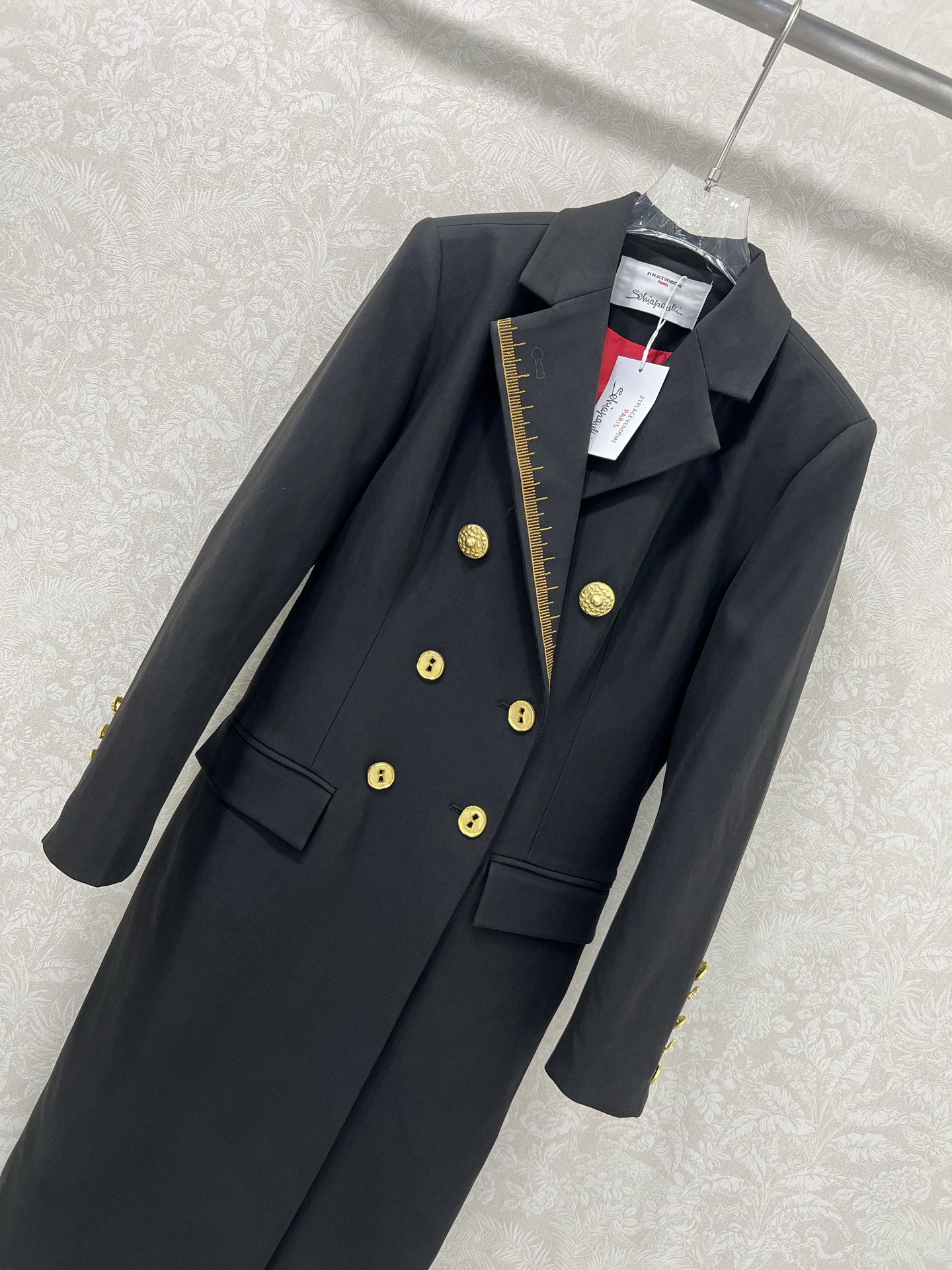 🔥🔥Sch*法国本土品牌 25新款长款大衣外套 大翻领双排扣设计 整件定制五金 衣边精美刻度金线刺绣 展