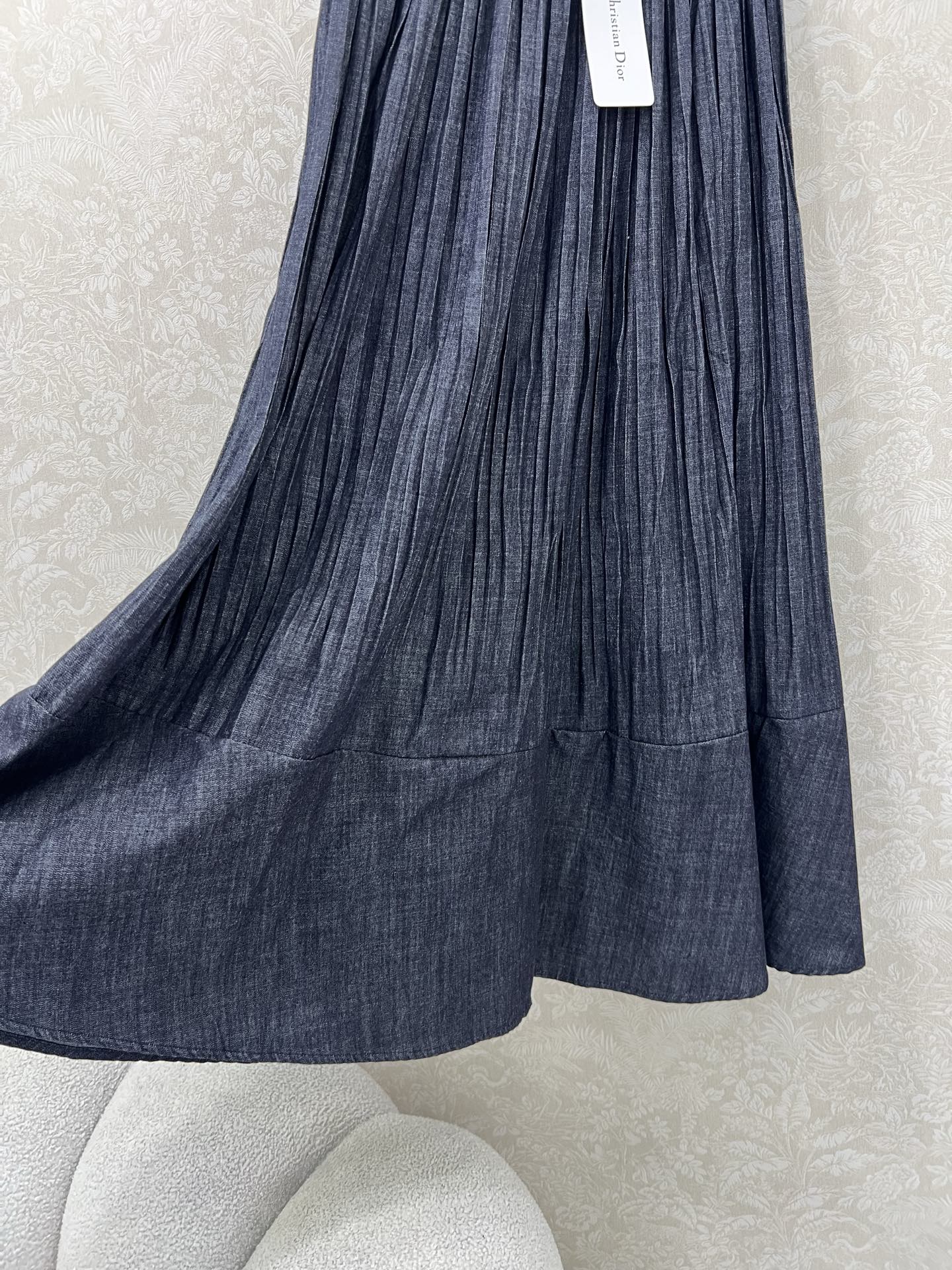 🔥🔥 DIO*迪/奥   25新款牛仔半裙💙腰头miss Dio*五金牌装饰 超级大摆的裙身用足面料打造