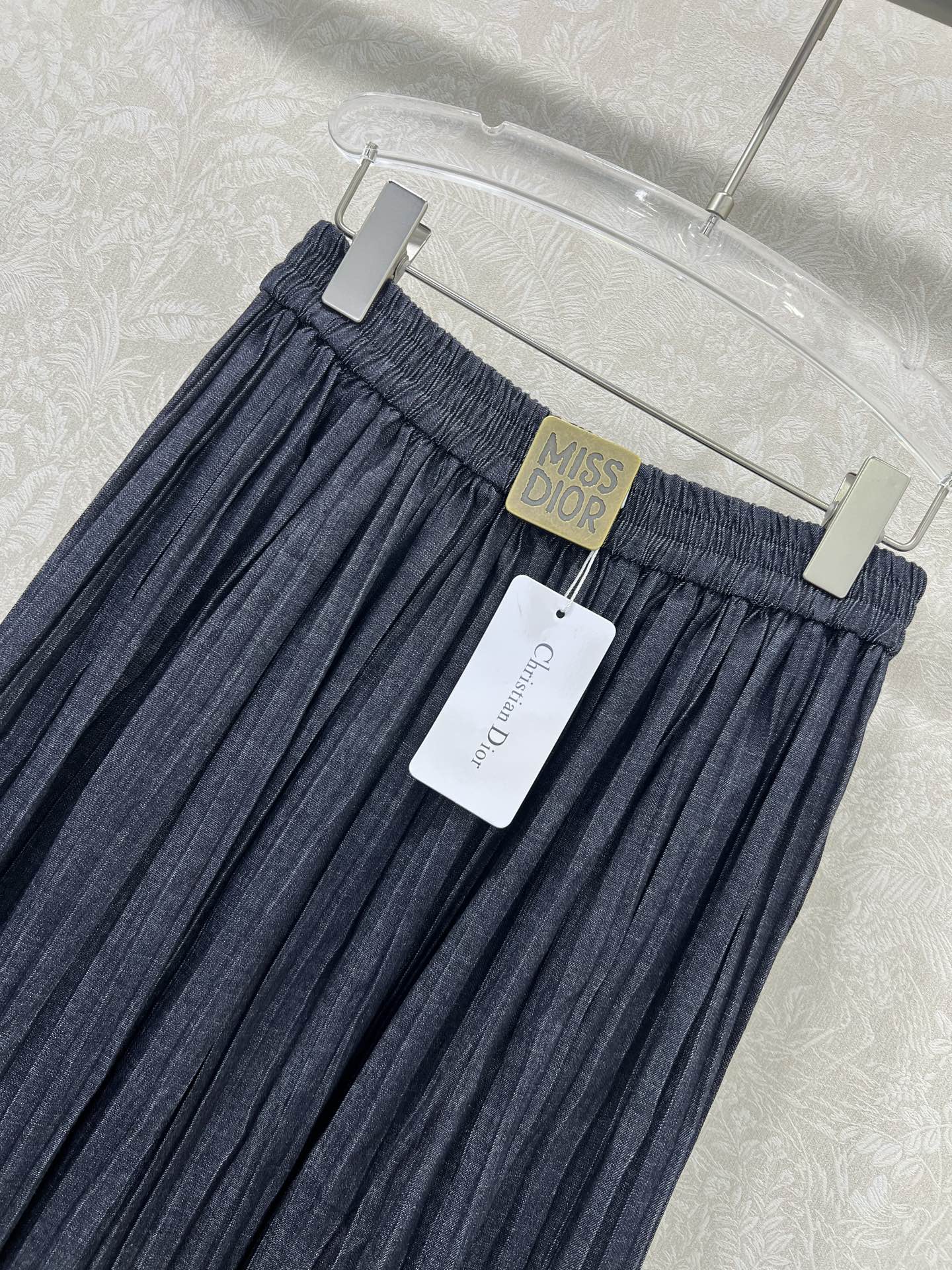 🔥🔥 DIO*迪/奥   25新款牛仔半裙💙腰头miss Dio*五金牌装饰 超级大摆的裙身用足面料打造