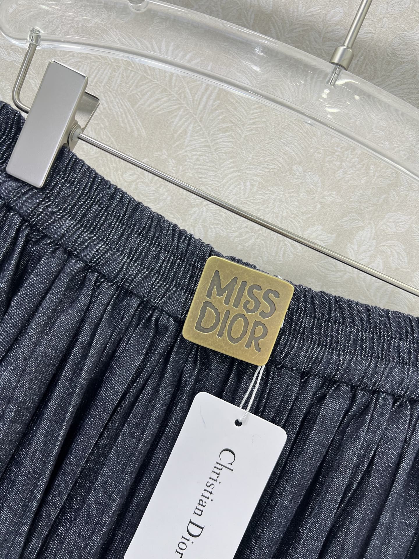 🔥🔥 DIO*迪/奥   25新款牛仔半裙💙腰头miss Dio*五金牌装饰 超级大摆的裙身用足面料打造