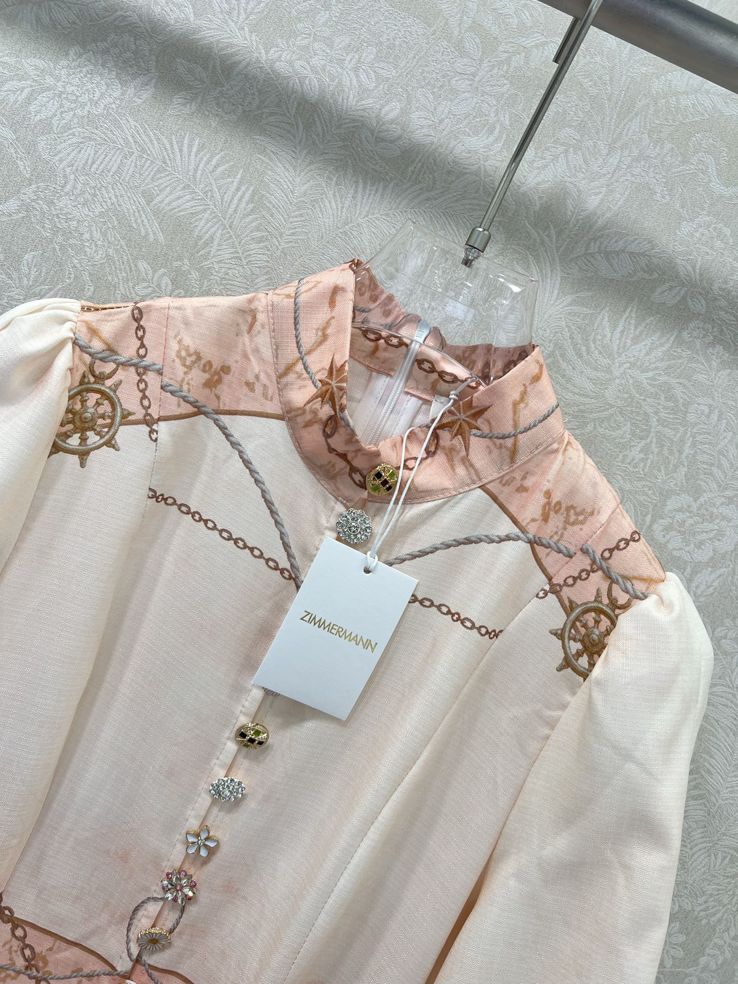 🔥🔥Zimmerman*兹/默曼 25新款🏖沙滩度假系列 同步上新啦~长款‼️连衣裙 小立领和灯笼袖设计