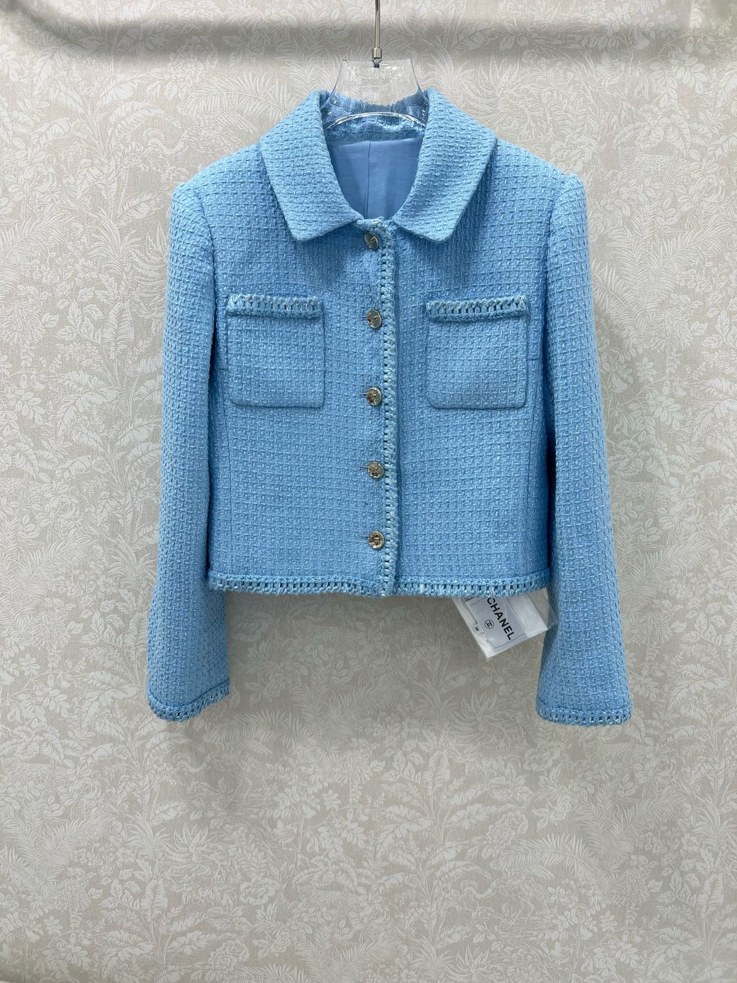 🔥🔥Chan*l粗纺捆边洋装外套 手工坊系列外套 采用原版定制粗花呢面料，手工包边工艺，内里100%真丝