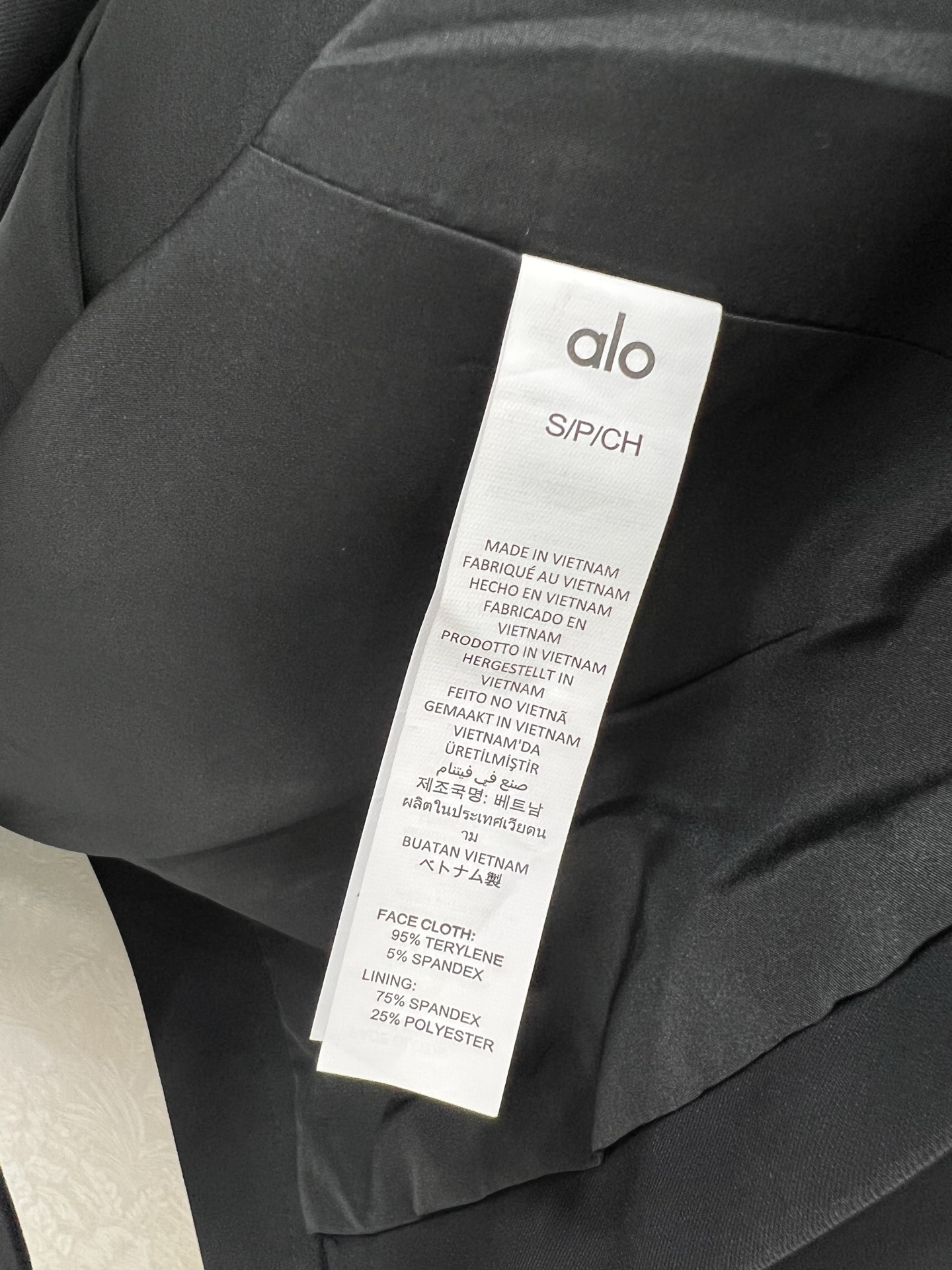 🔥🔥alo*25新款西装外套 西服面料挺度质感都在线 韩版宽松版型 袖臂alo反光logo 细节都到位 