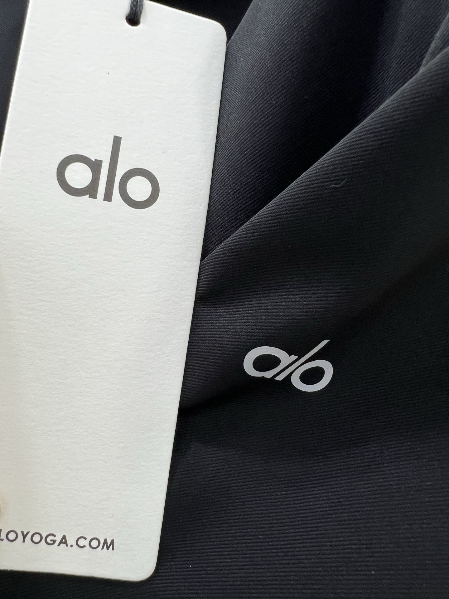 🔥🔥alo*25新款西装外套 西服面料挺度质感都在线 韩版宽松版型 袖臂alo反光logo 细节都到位 