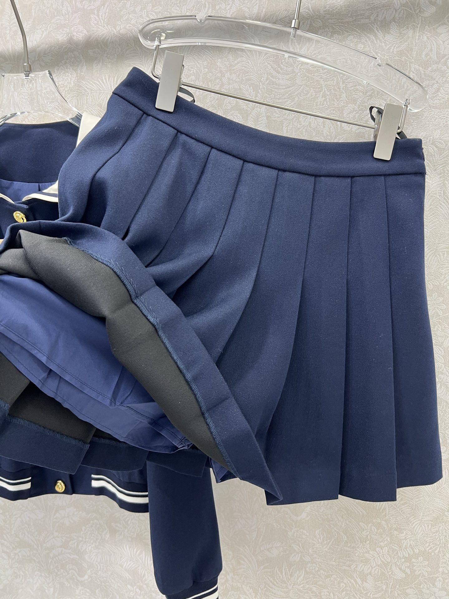 🔥🔥miumi*25新款海军风套装 外套+短裙的组合  披肩拉链夹克外套 经典搭配海军风作品 版型超洋气