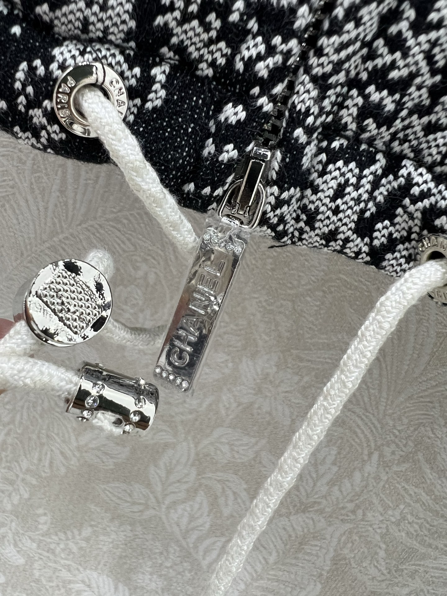 🔥🔥Chan*l 25新款烟花提花连帽拉链外套 ！定制提花纯棉加绒卫衣面料，yb开发定制，很重工！以经典