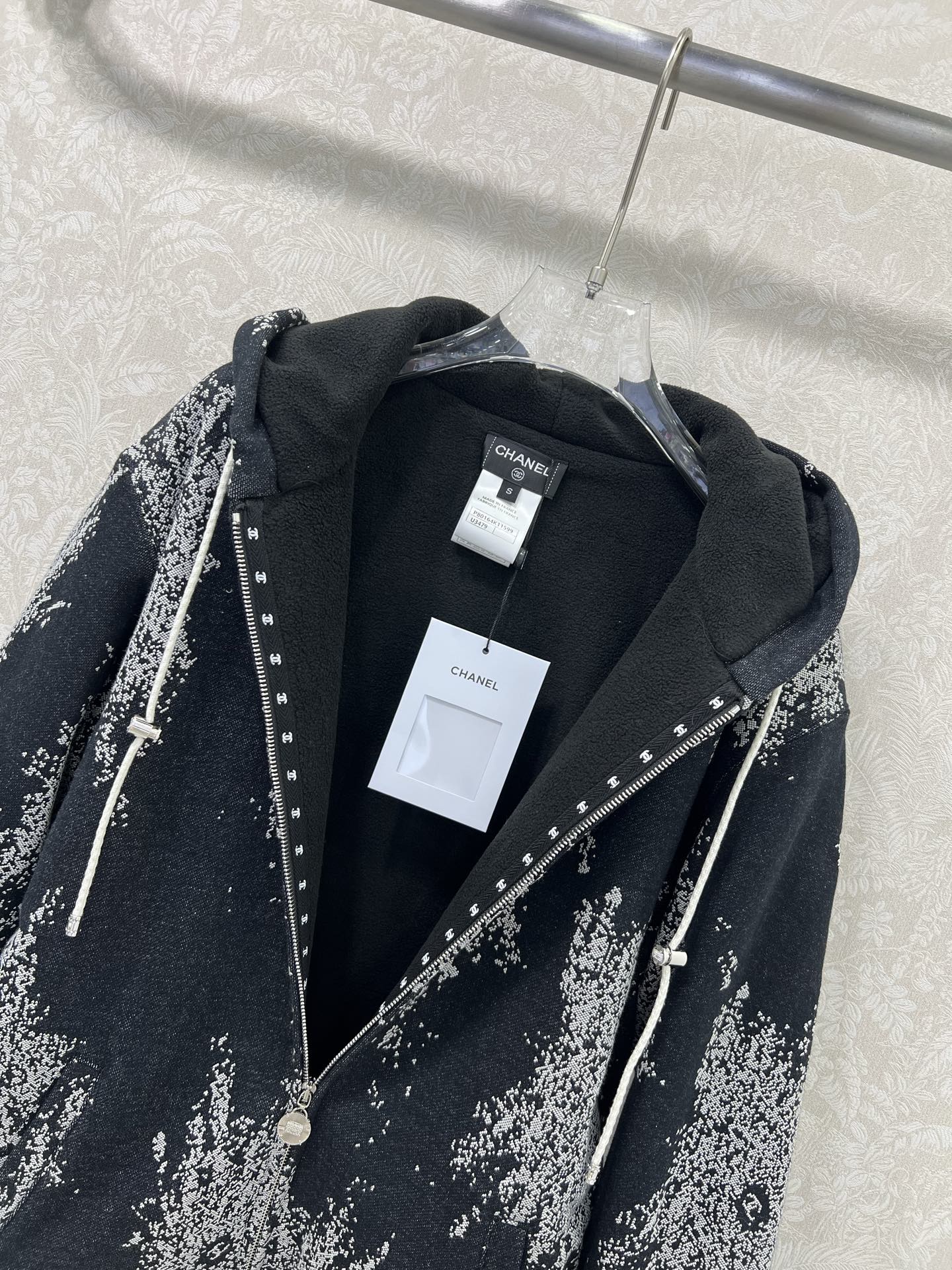 🔥🔥Chan*l 25新款烟花提花连帽拉链外套 ！定制提花纯棉加绒卫衣面料，yb开发定制，很重工！以经典