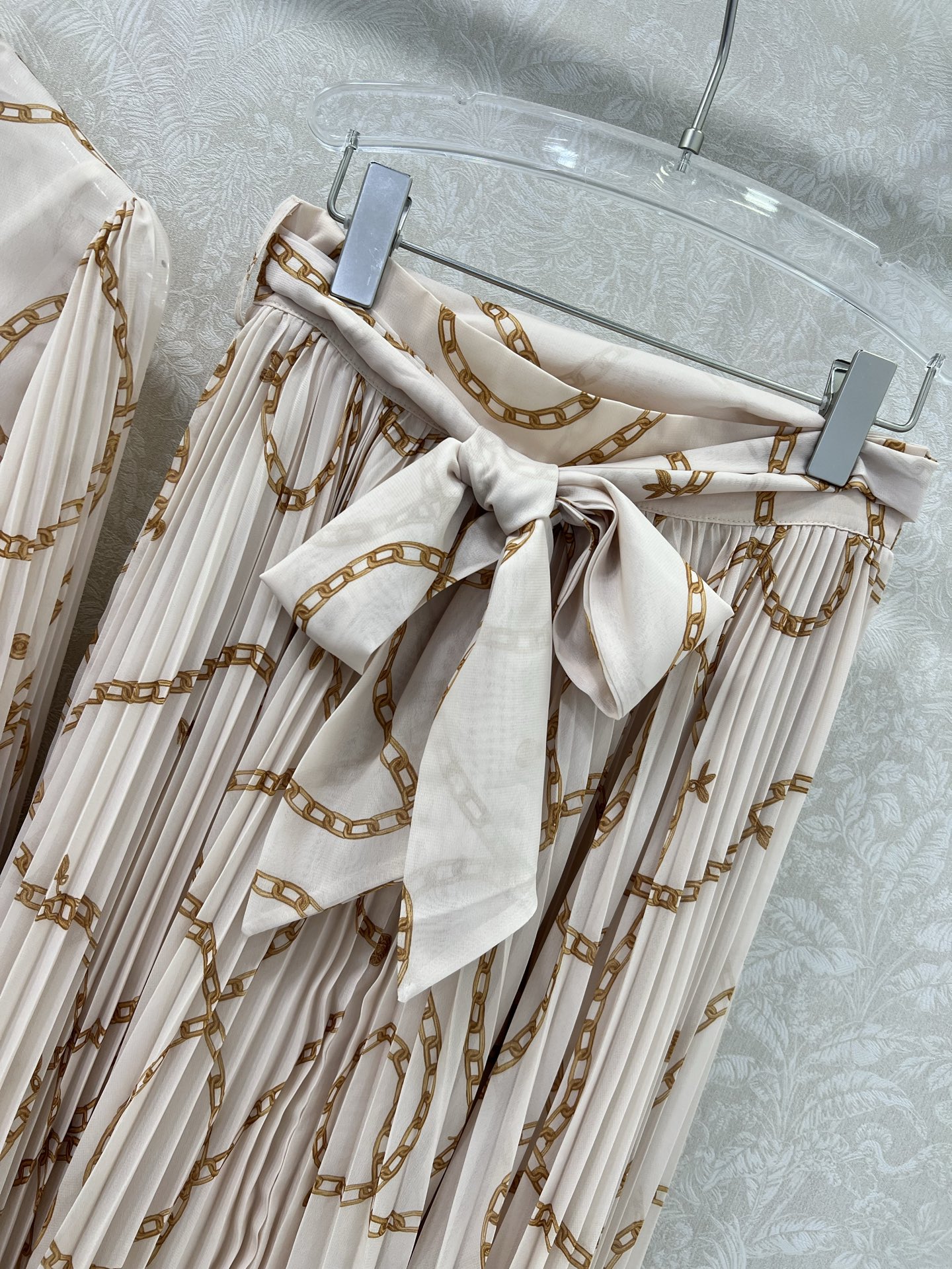 🔥🔥Zimmerman*兹/默曼25新款套装 衬衣➕半裙得组合  整体链条⛓花印花 上衣袖压褶 半裙搭配