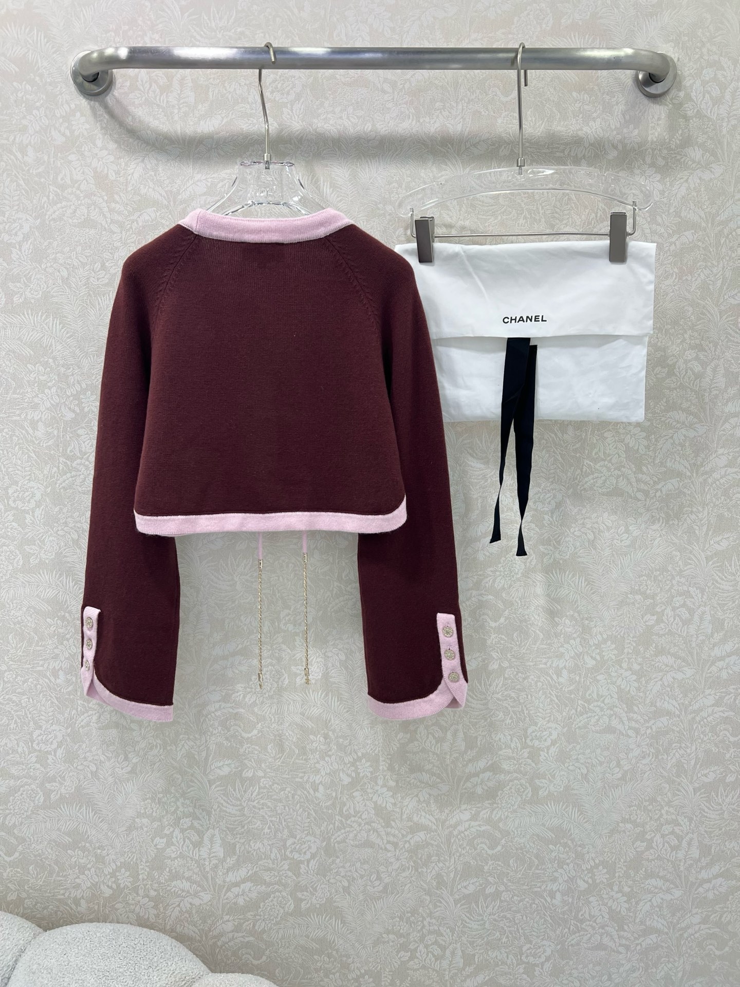 🔥🔥 Chan*l 25A手工坊系列新款 高版本配布袋‼️ 撞色包边系带针织短开衫丨⚠独家高版出品！致敬