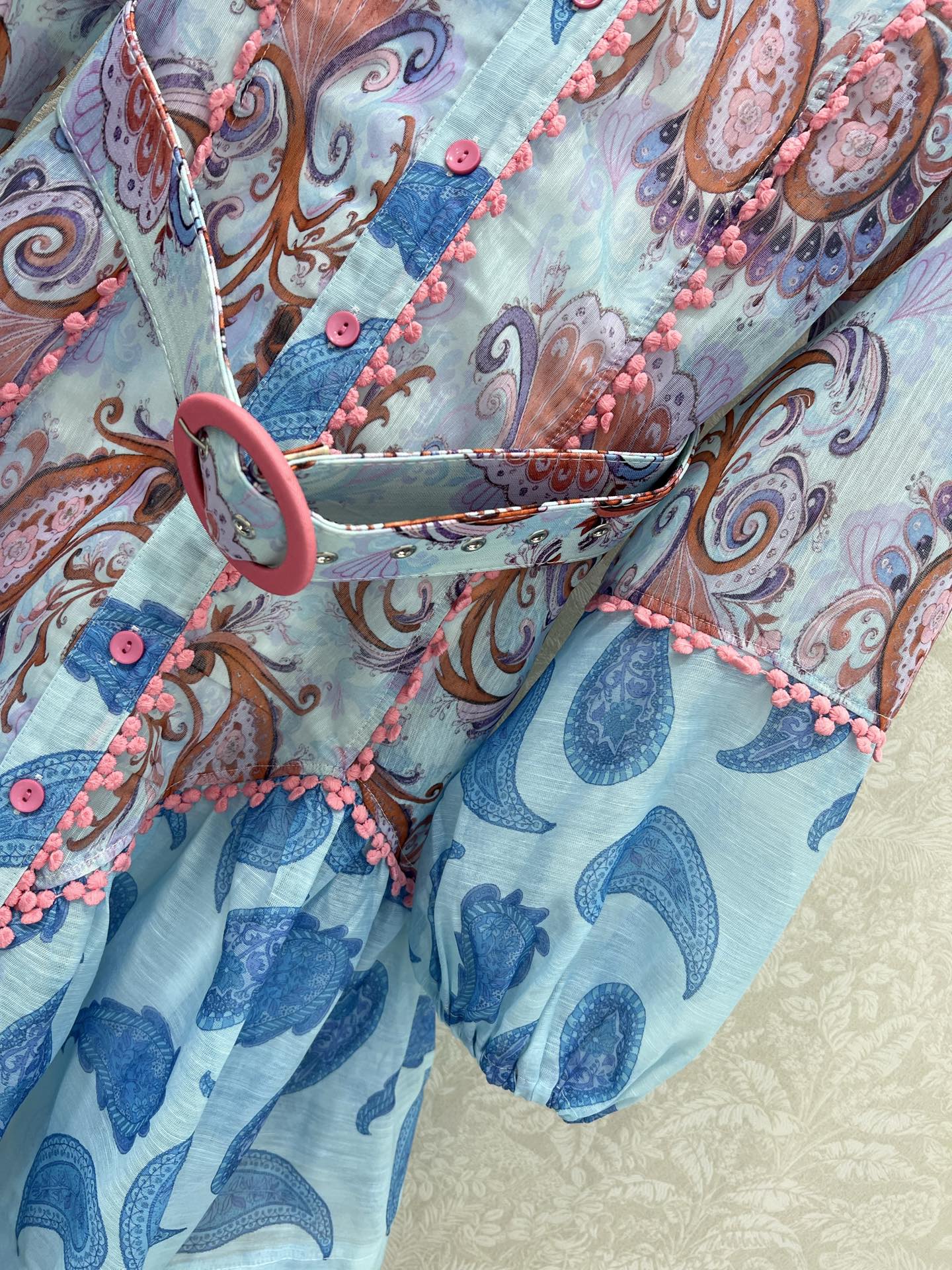 🔥🔥ZIMMERMAN* 25新款小立领灯笼长款连衣裙·选用纯棉混纺面料制成，蓝粉色调的腰果花的花色搭配