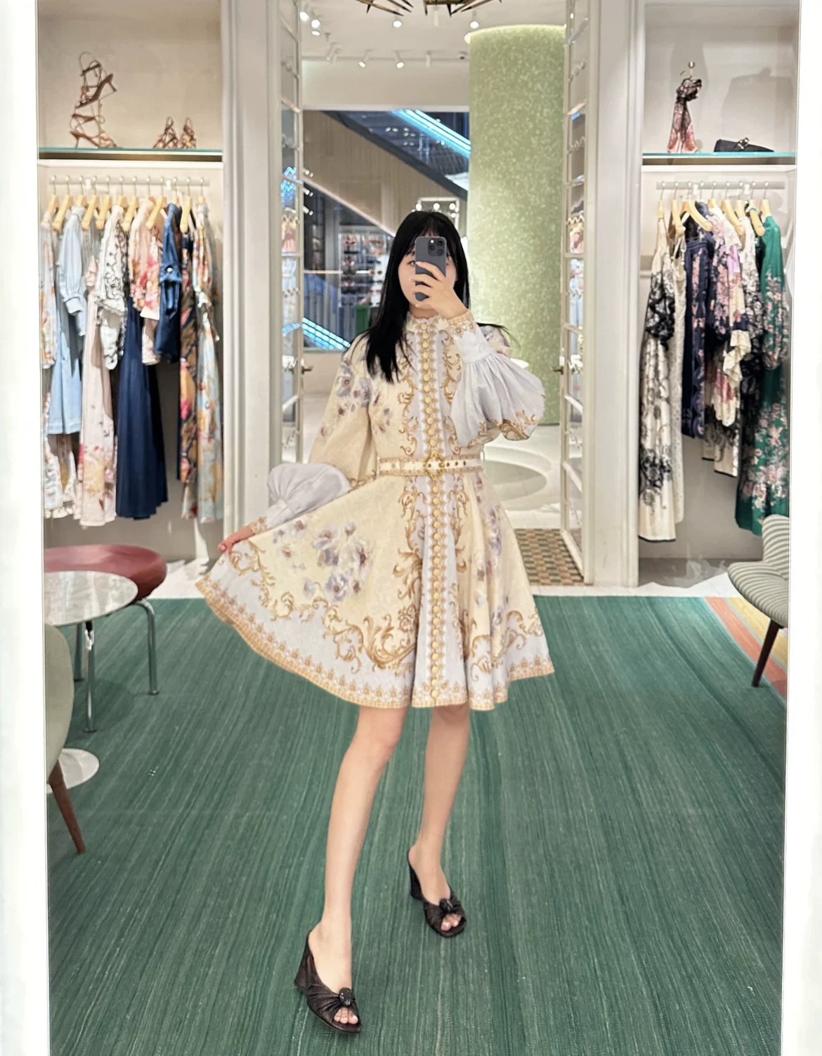 🔥🔥Zimmerman*兹/默曼 25新款宫廷花紫荆花系列 同步上新啦~短款‼️连衣裙 小立领和灯笼袖设